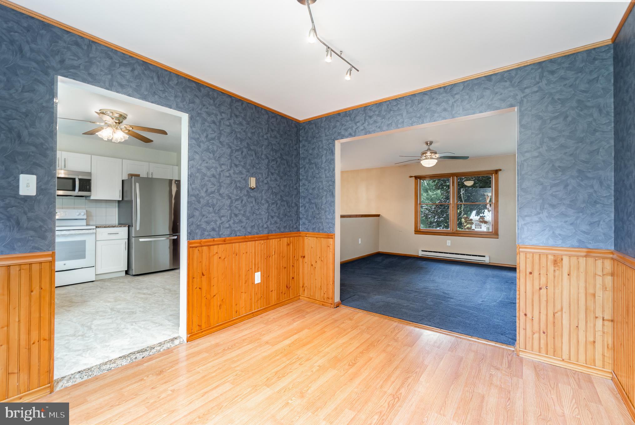 STONEY CREEK MANOR - Residential