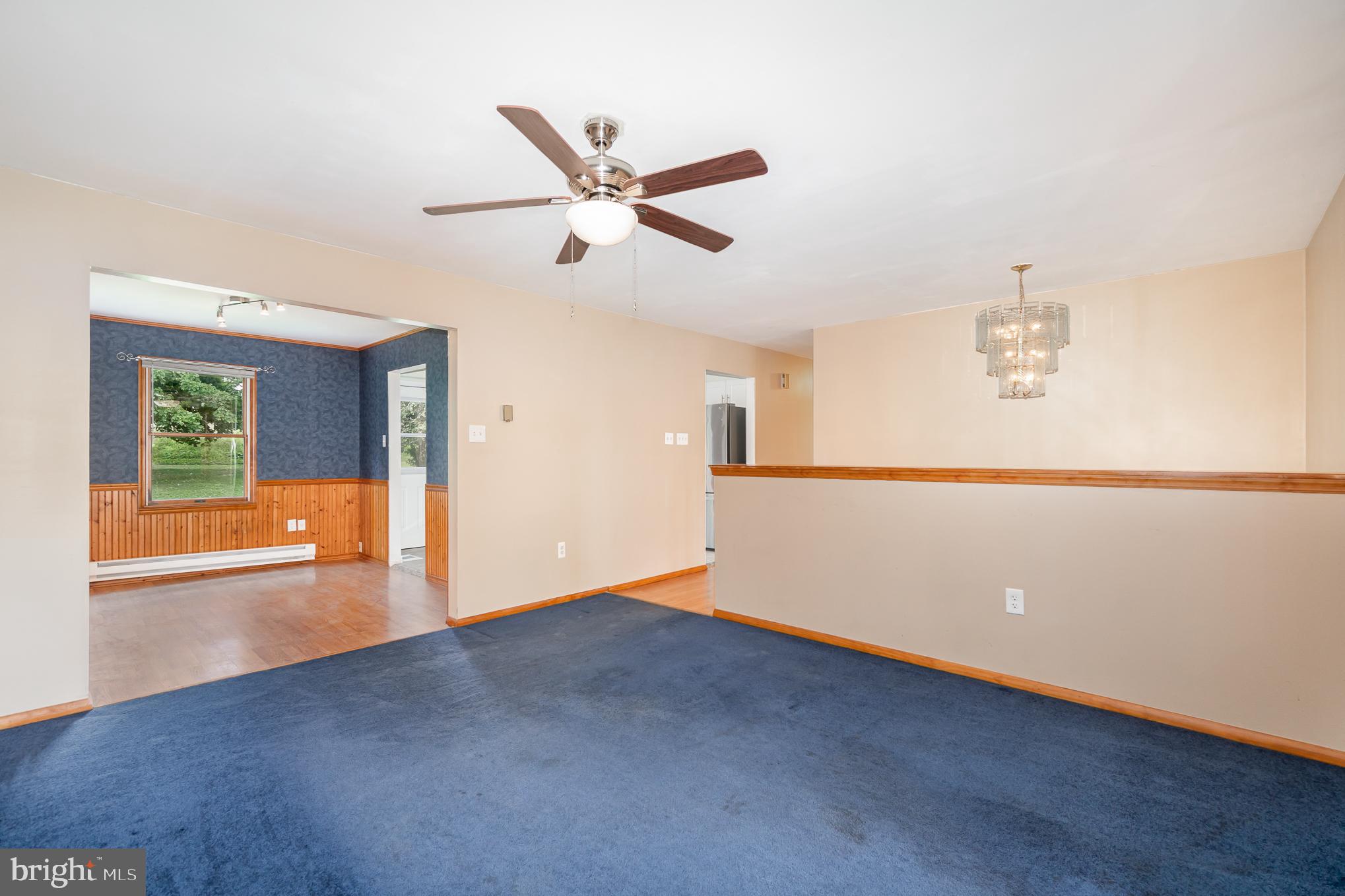 STONEY CREEK MANOR - Residential