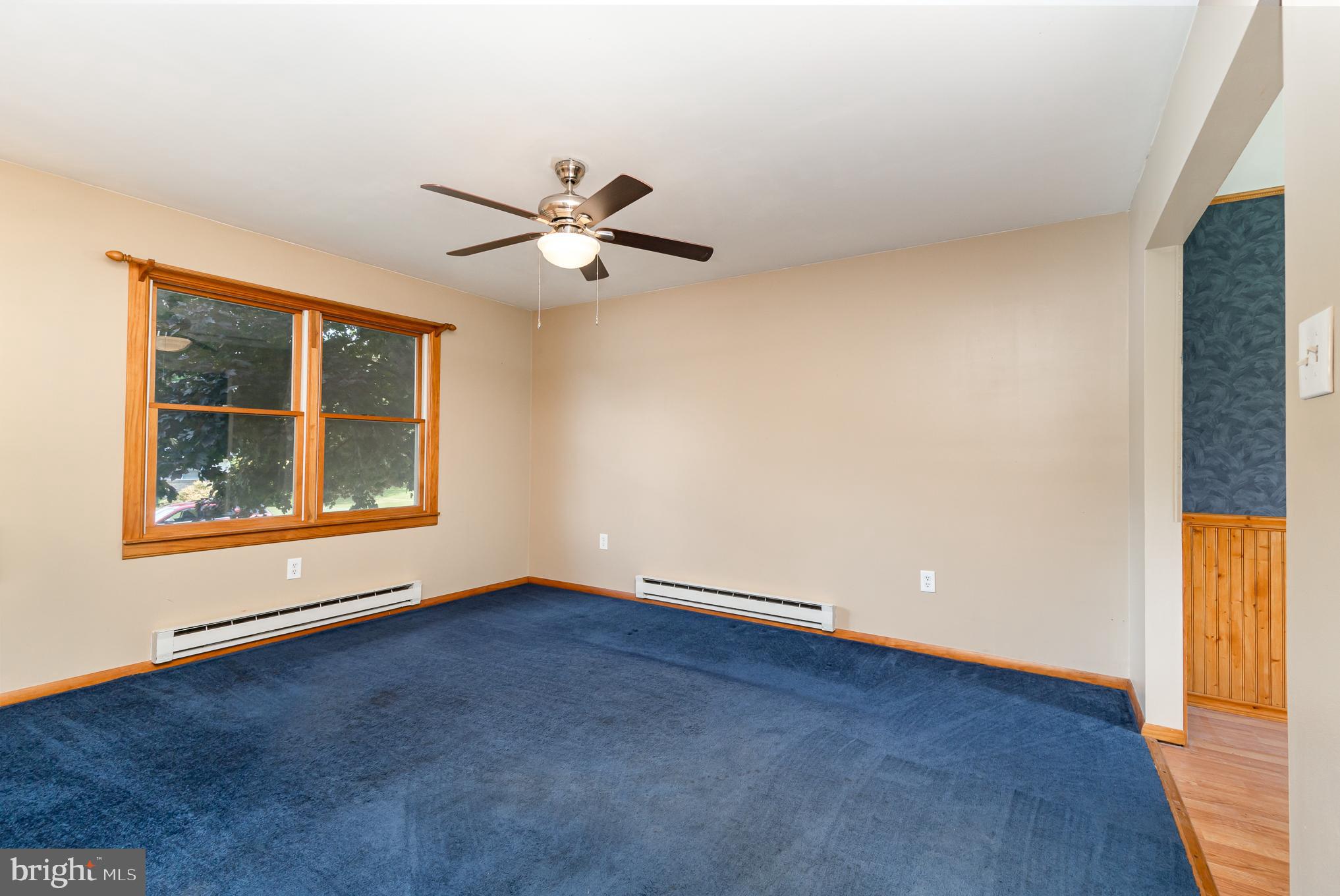 STONEY CREEK MANOR - Residential