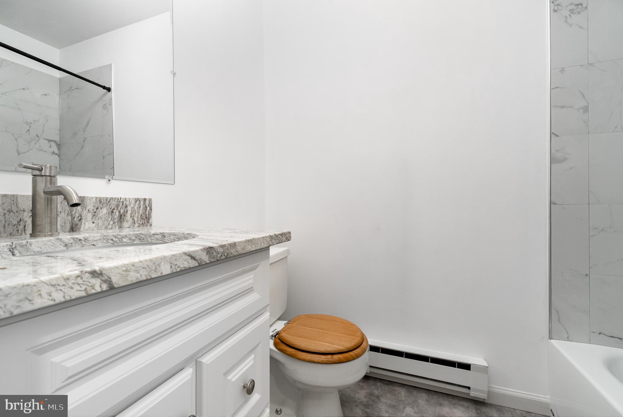 STONEY CREEK MANOR - Residential