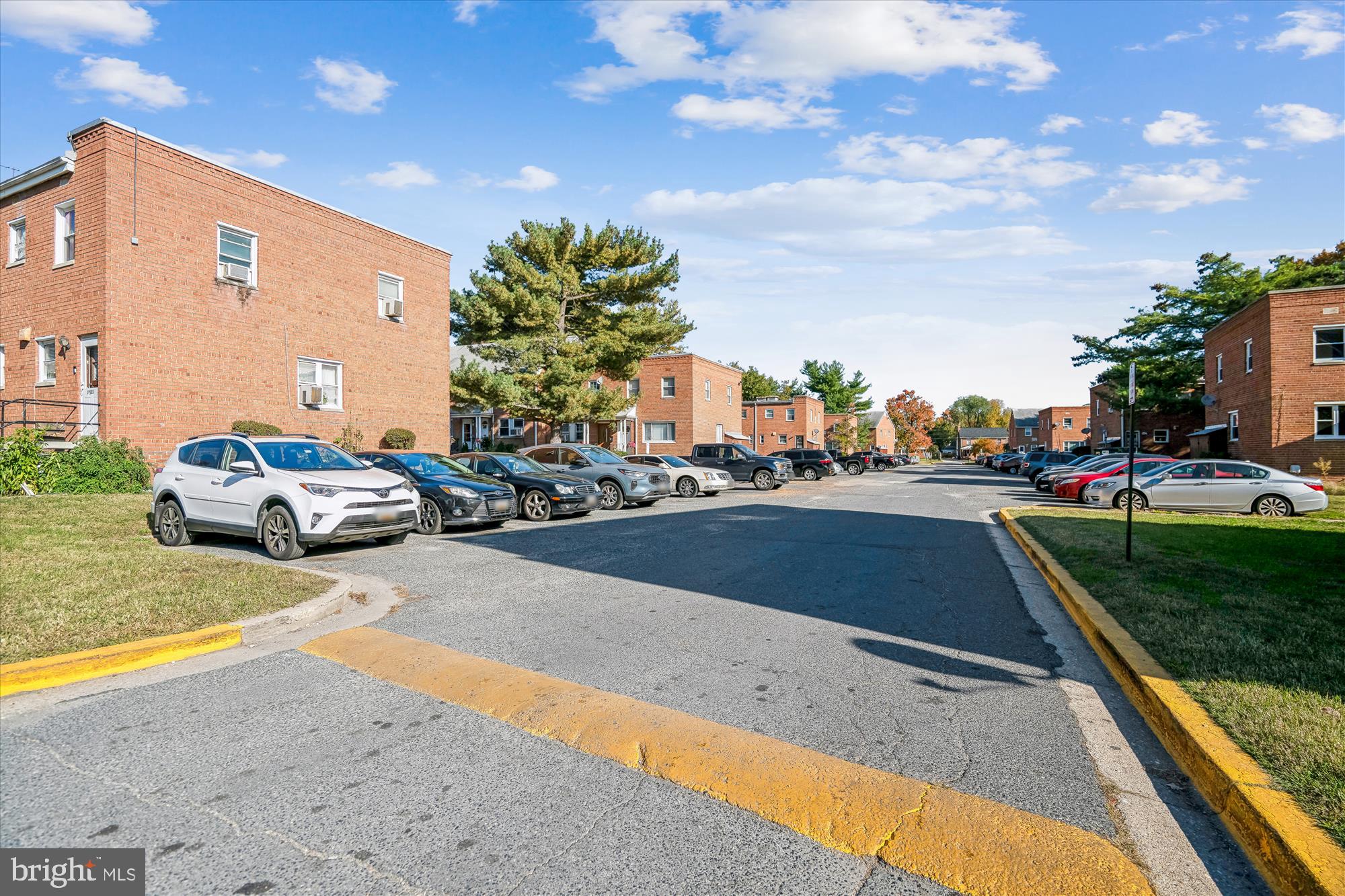 SERENE TOWNHOUSE VILLAGE - Residential