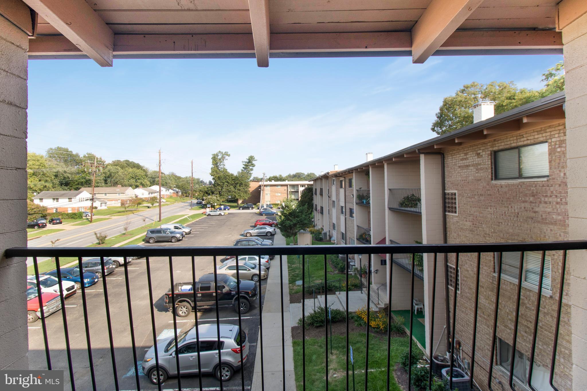 FRENCHMANS CREEK - Residential