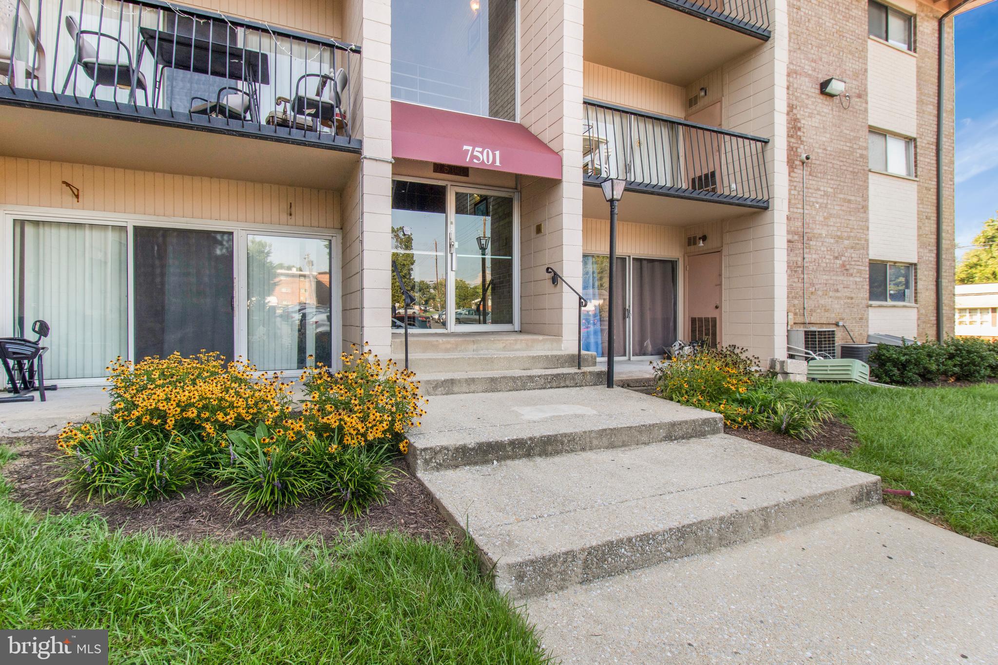 FRENCHMANS CREEK - Residential