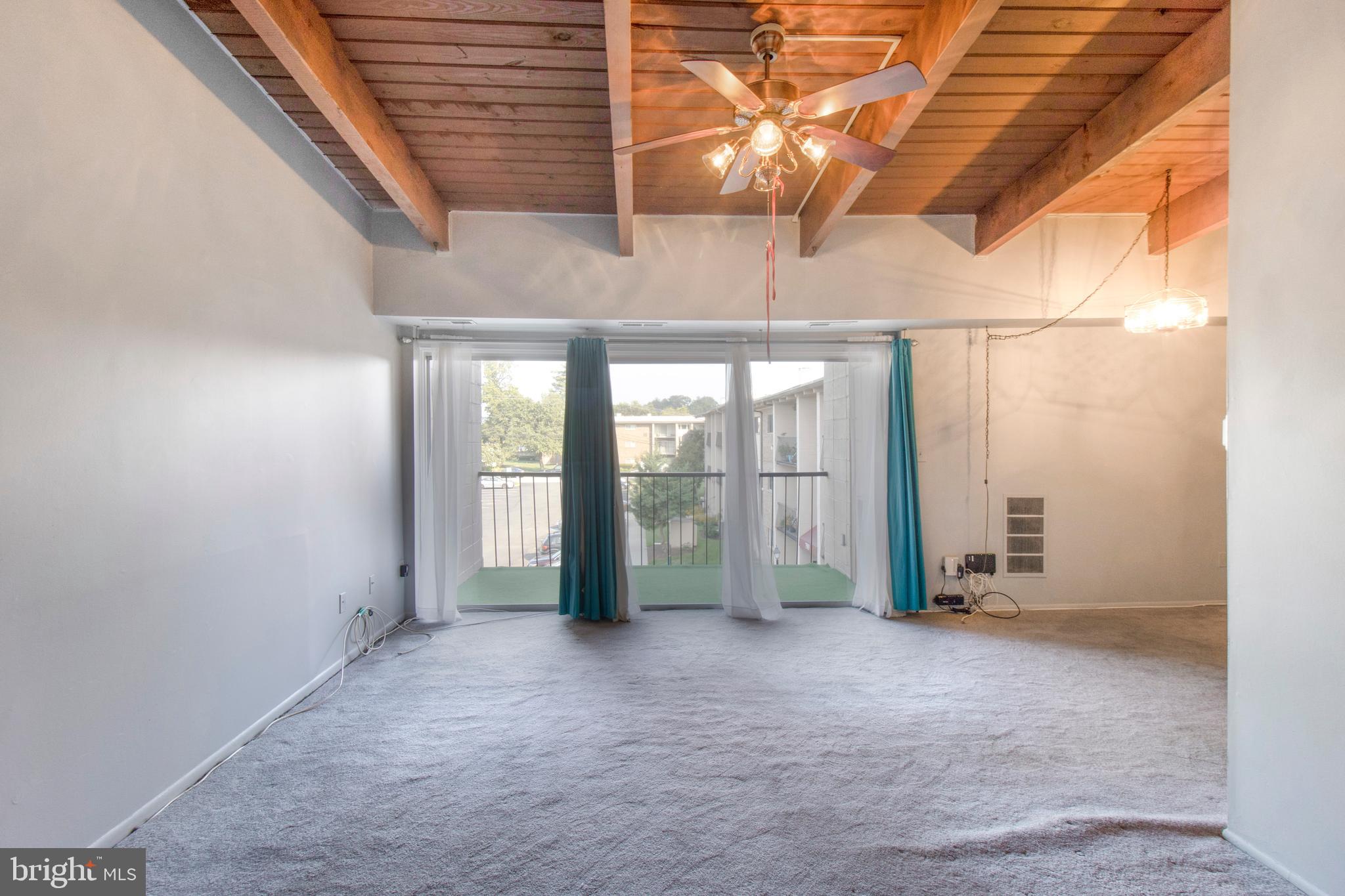 FRENCHMANS CREEK - Residential