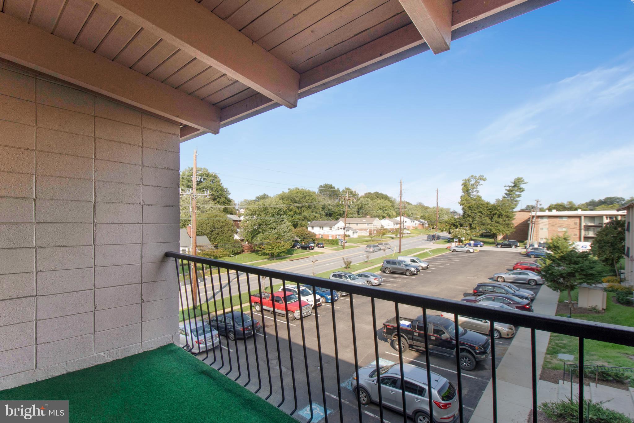 FRENCHMANS CREEK - Residential