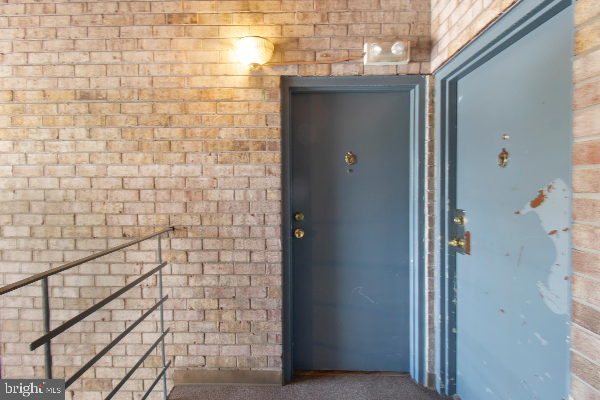 FRENCHMANS CREEK - Residential