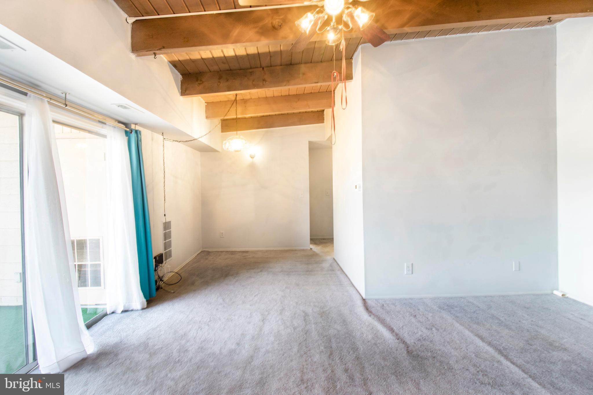 FRENCHMANS CREEK - Residential