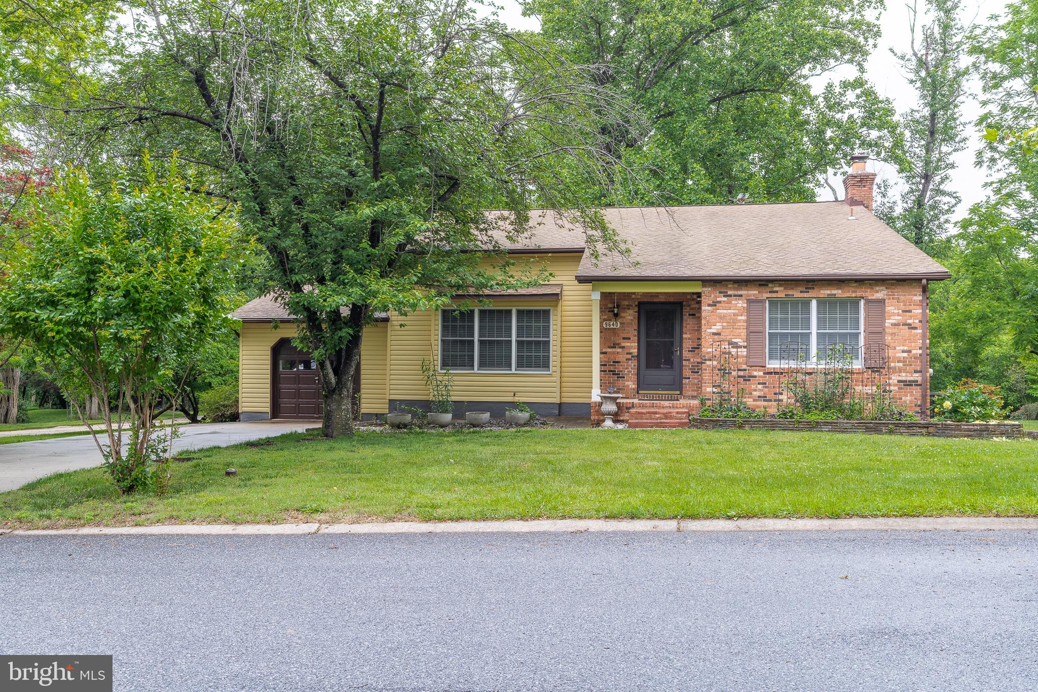 VILLAGE OF KINGS CONTRIVANCE - Residential