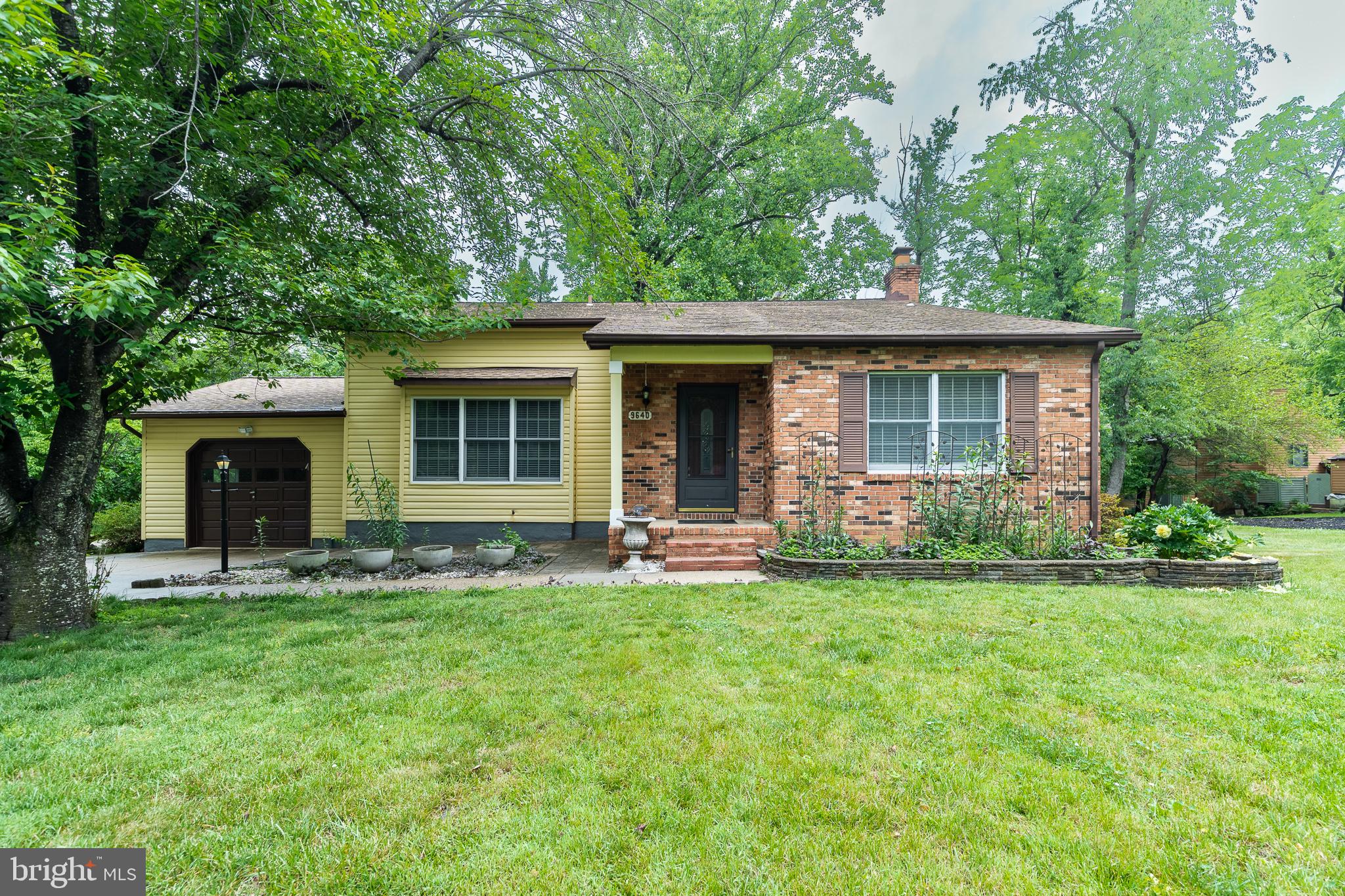 VILLAGE OF KINGS CONTRIVANCE - Residential