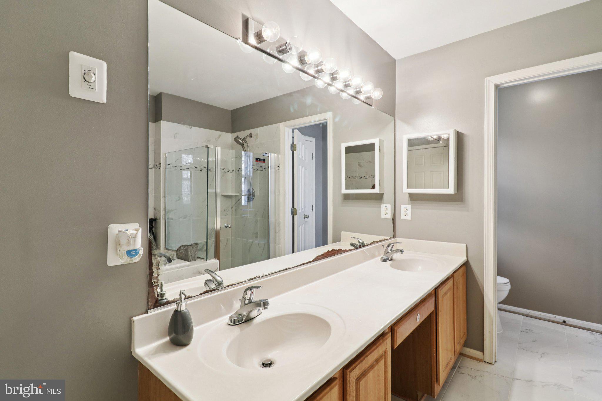 CAMDEN ESTATES - Residential