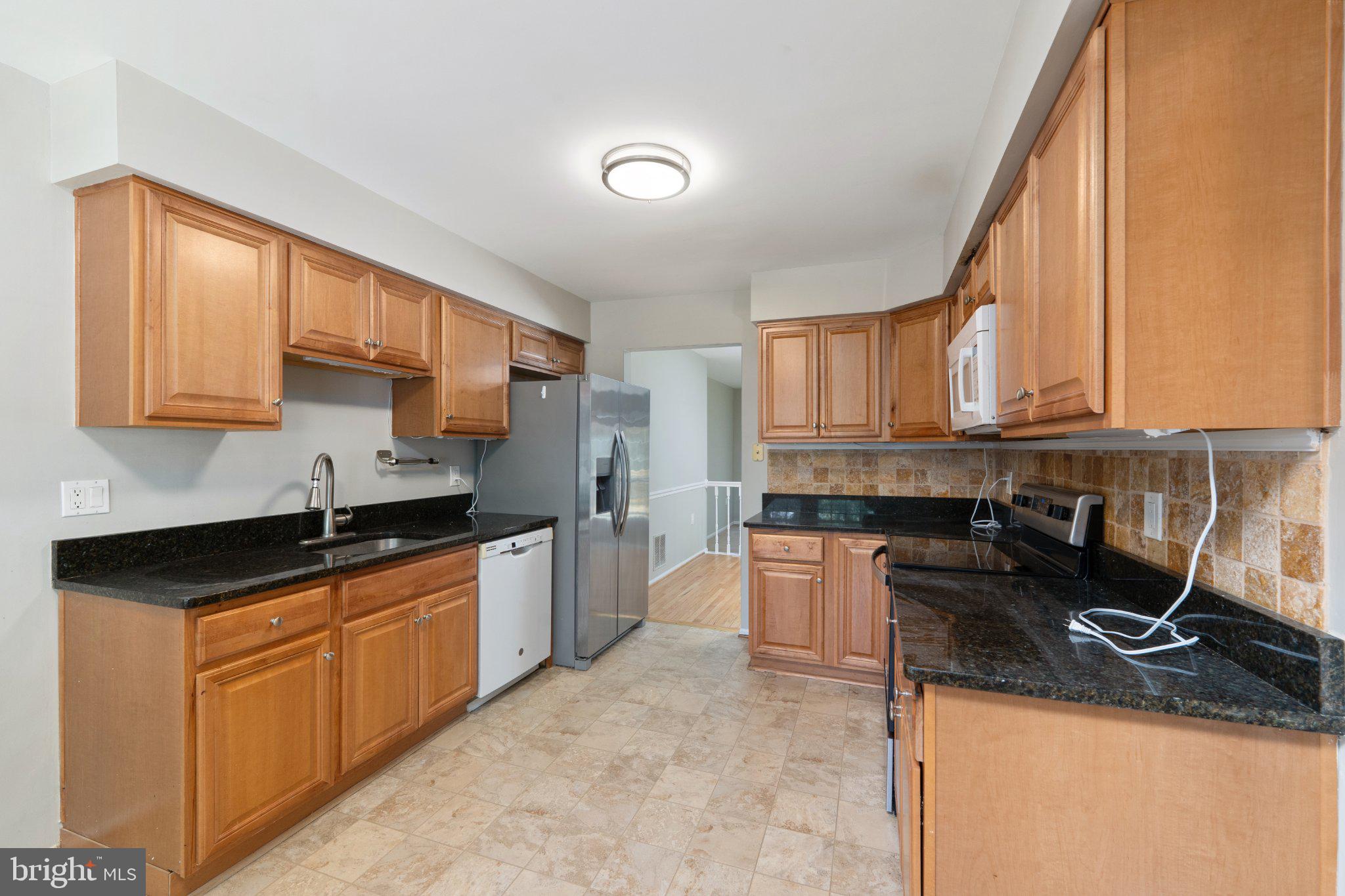 7507 SWAN POINT WAY 18-4