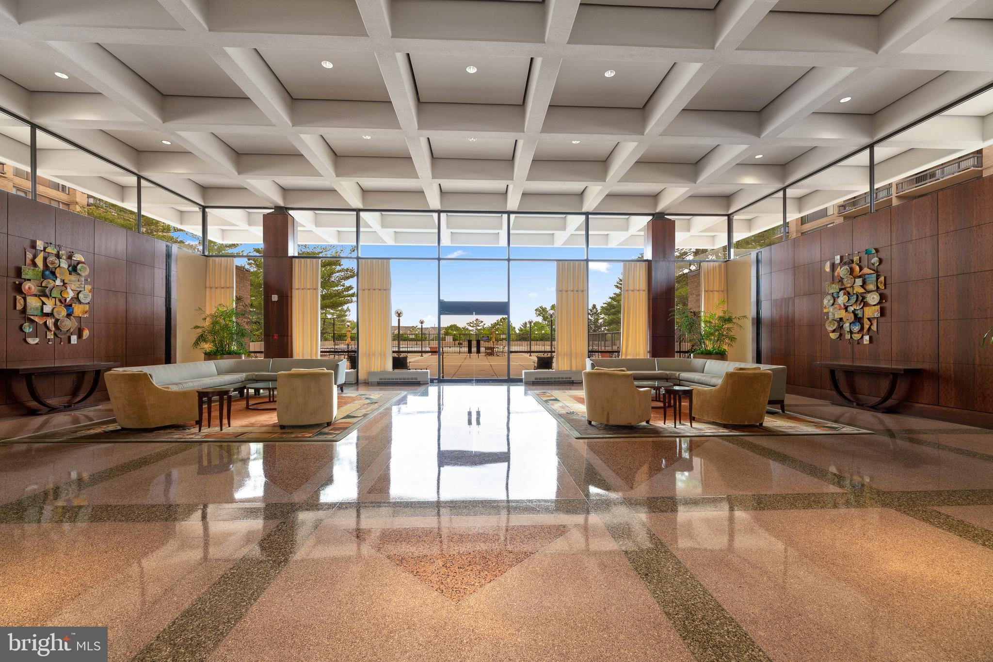 SKYLINE PLAZA - Residential