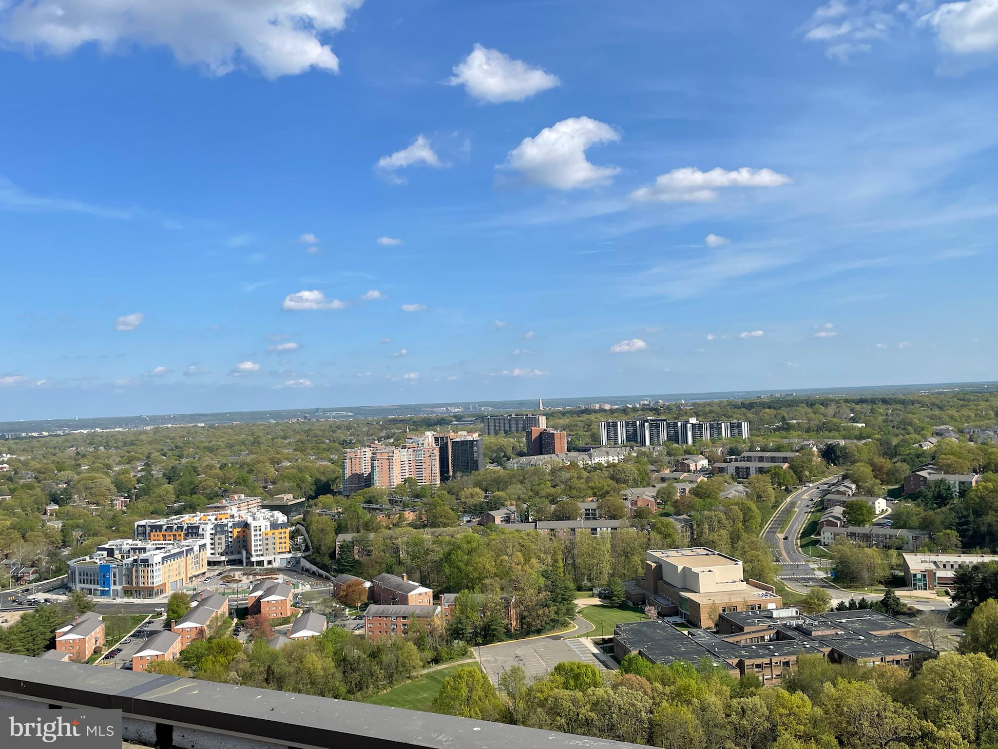 SKYLINE PLAZA - Residential