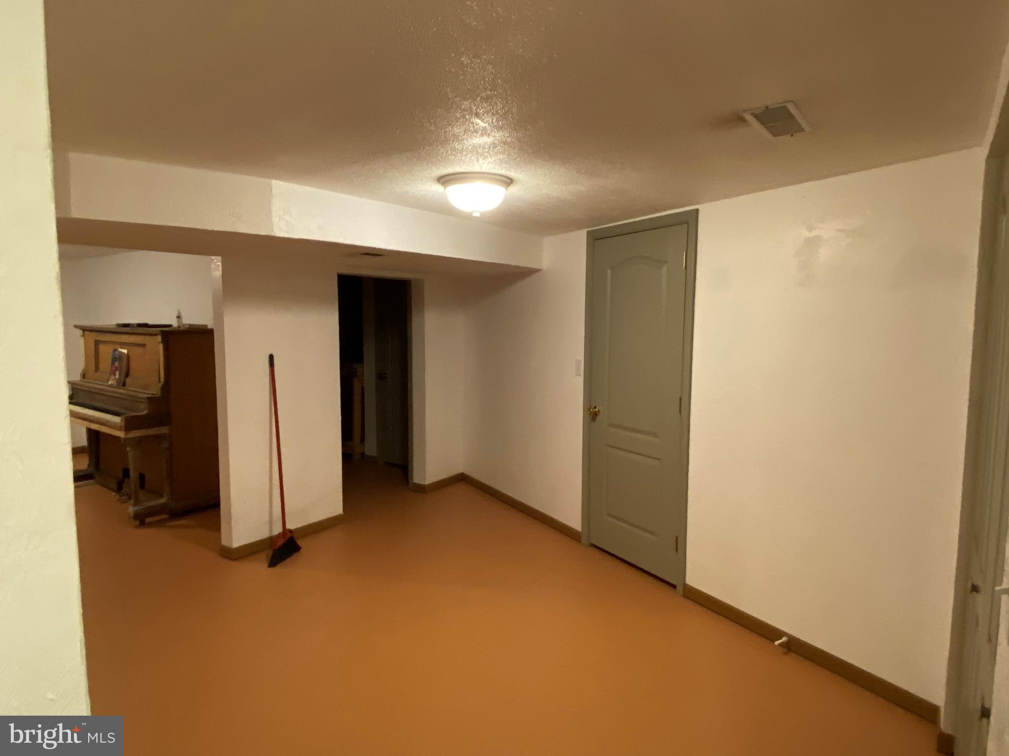 VALLEY GREEN - Residential