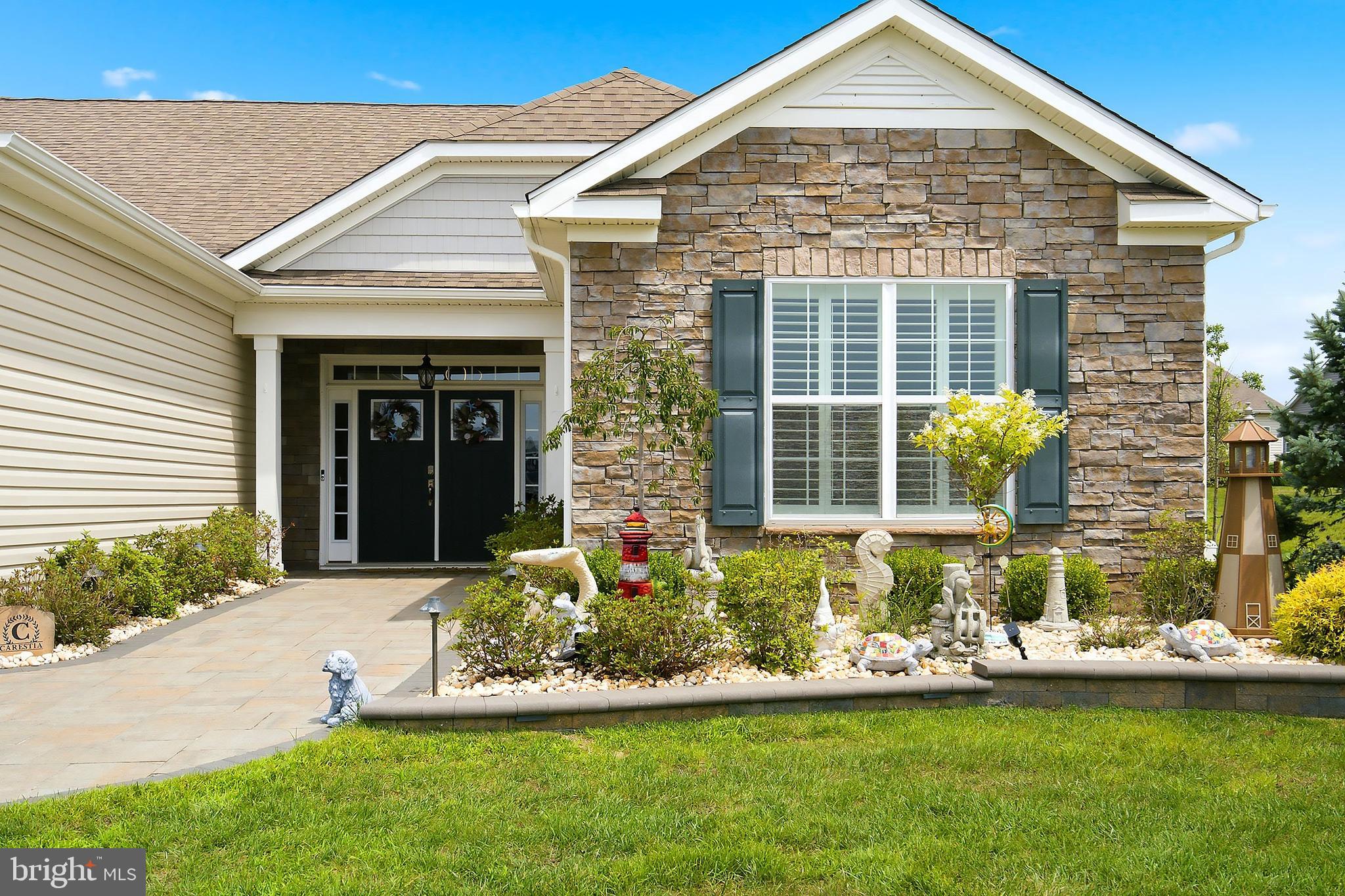 6 OTTER CIRCLE