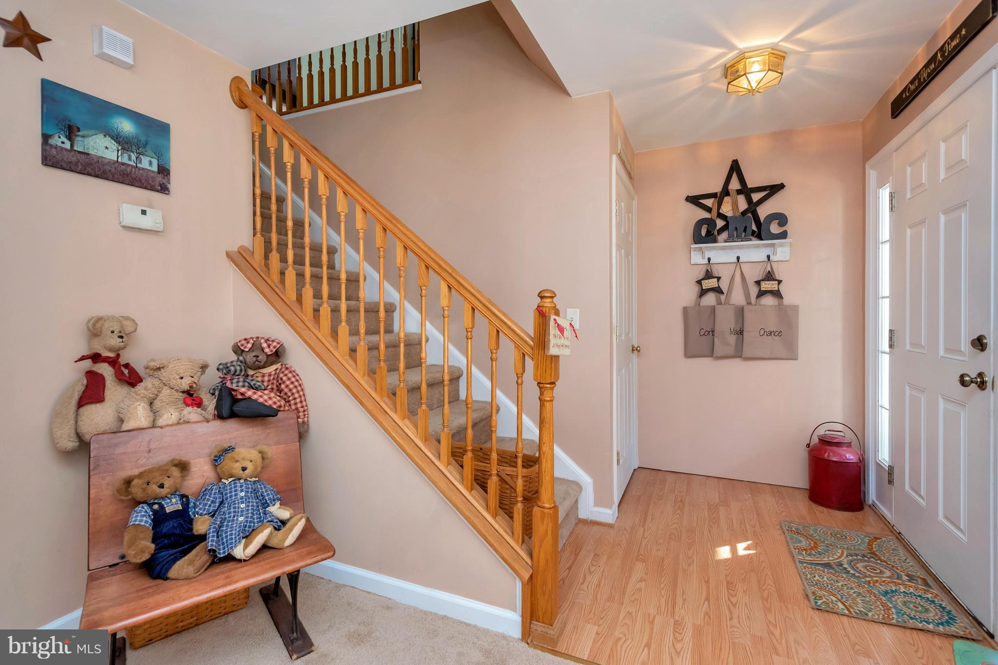 LAKE LAND - Residential