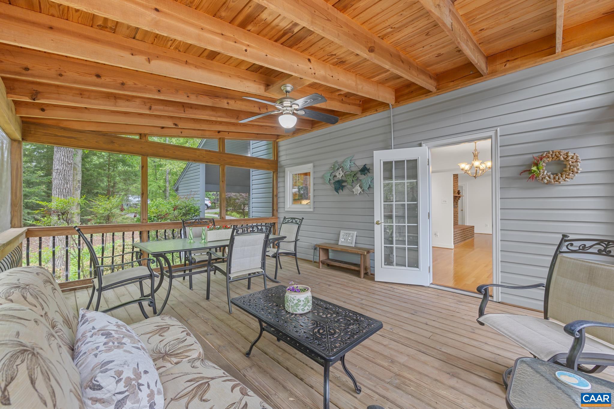 LAKE MONTICELLO - Residential
