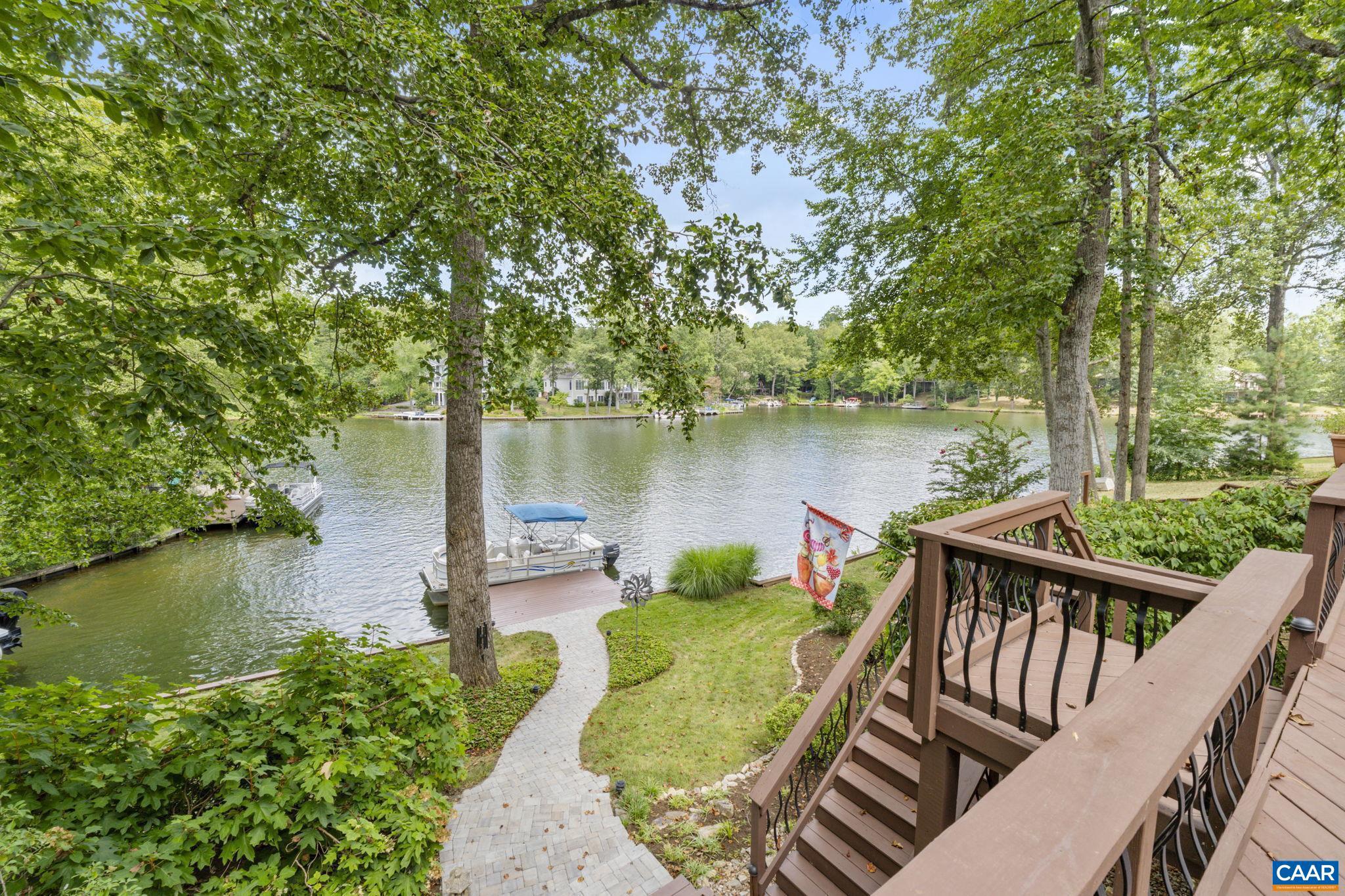 LAKE MONTICELLO - Residential