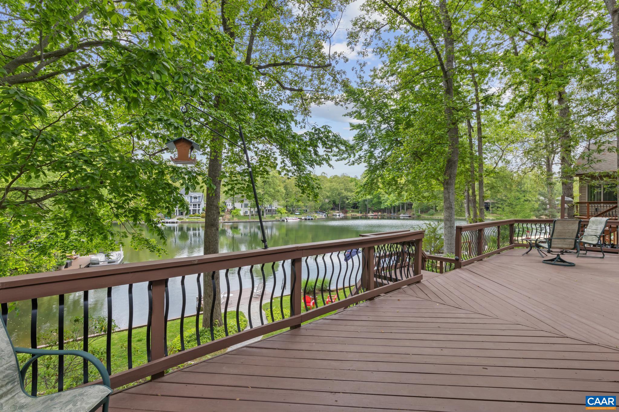 LAKE MONTICELLO - Residential