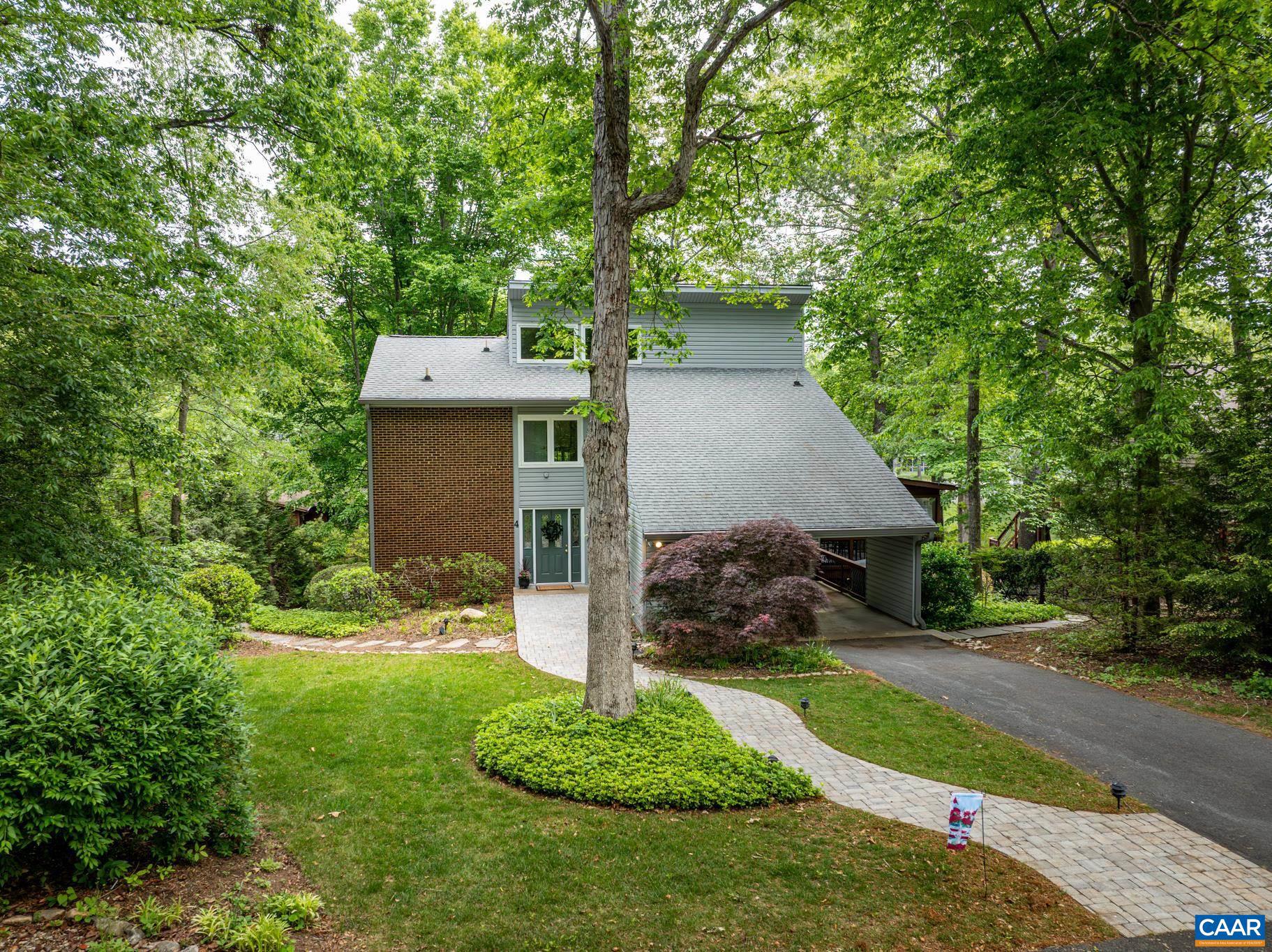 LAKE MONTICELLO - Residential