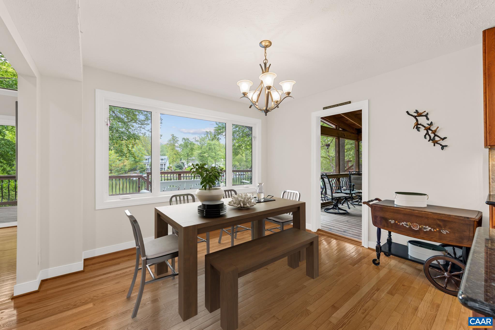 LAKE MONTICELLO - Residential