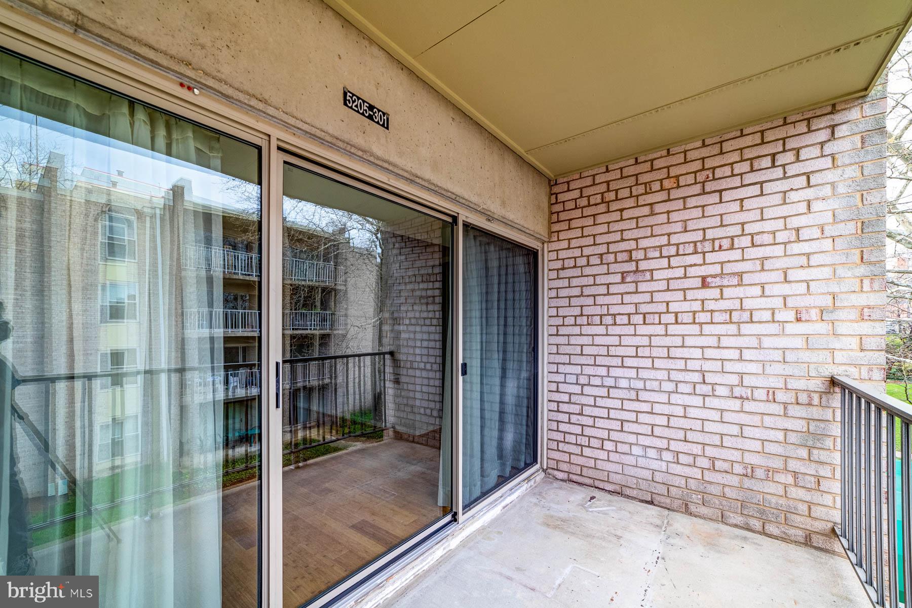 CANTERBURY SQUARE - Residential