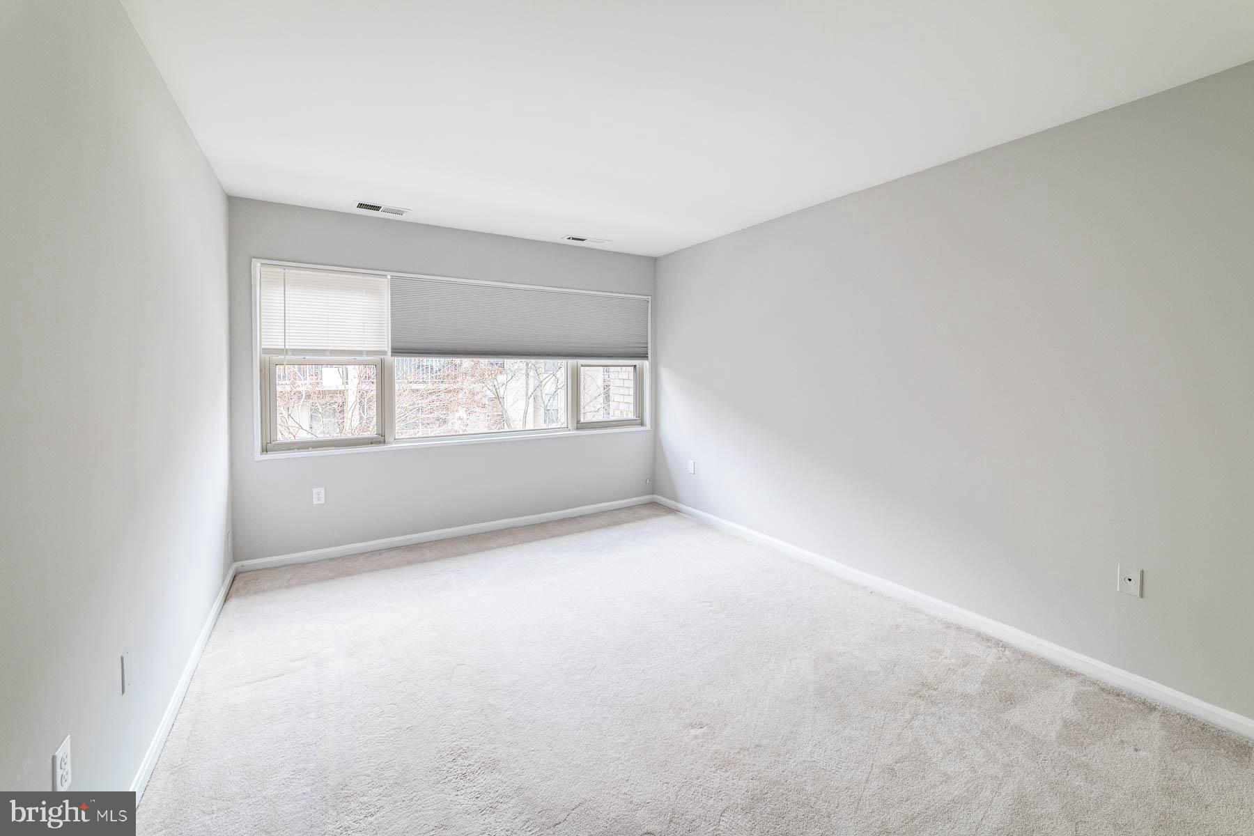 CANTERBURY SQUARE - Residential