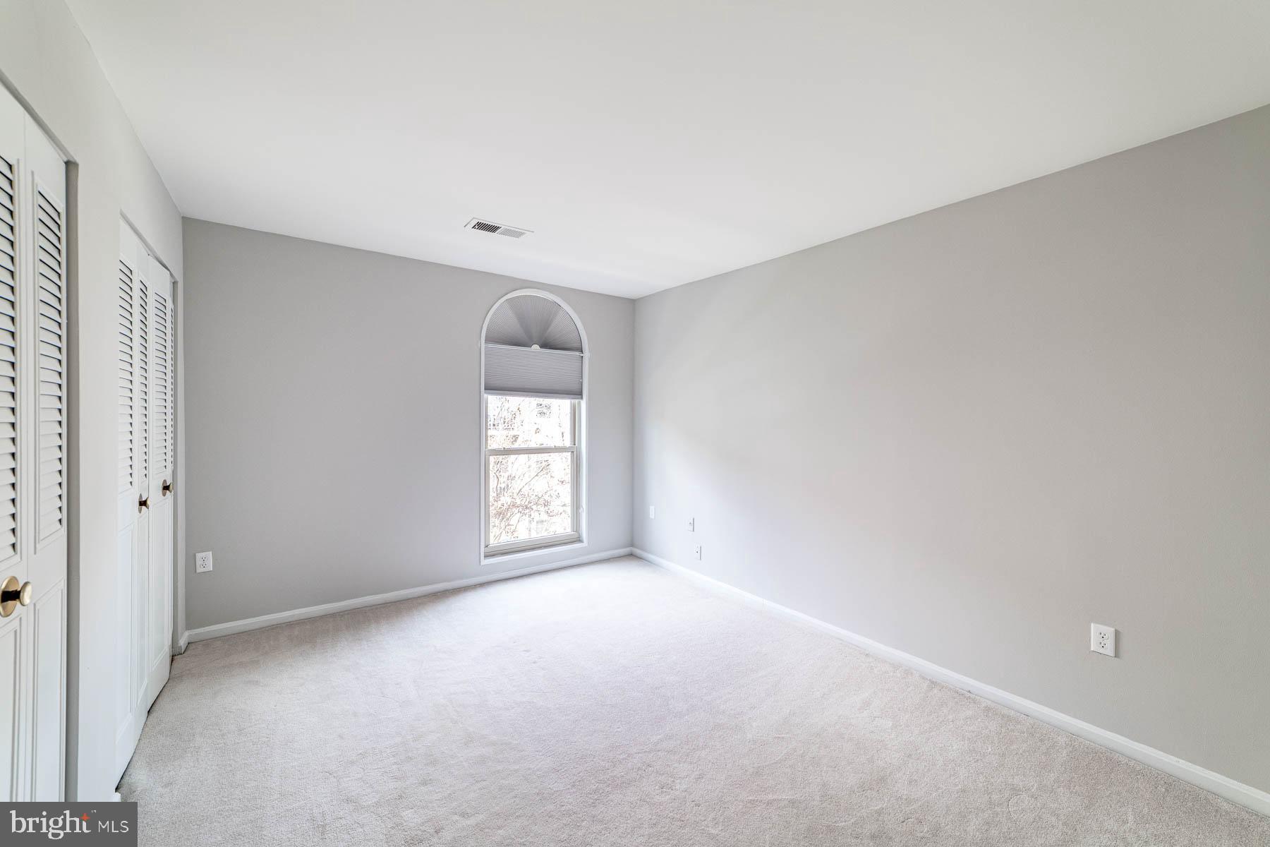 CANTERBURY SQUARE - Residential