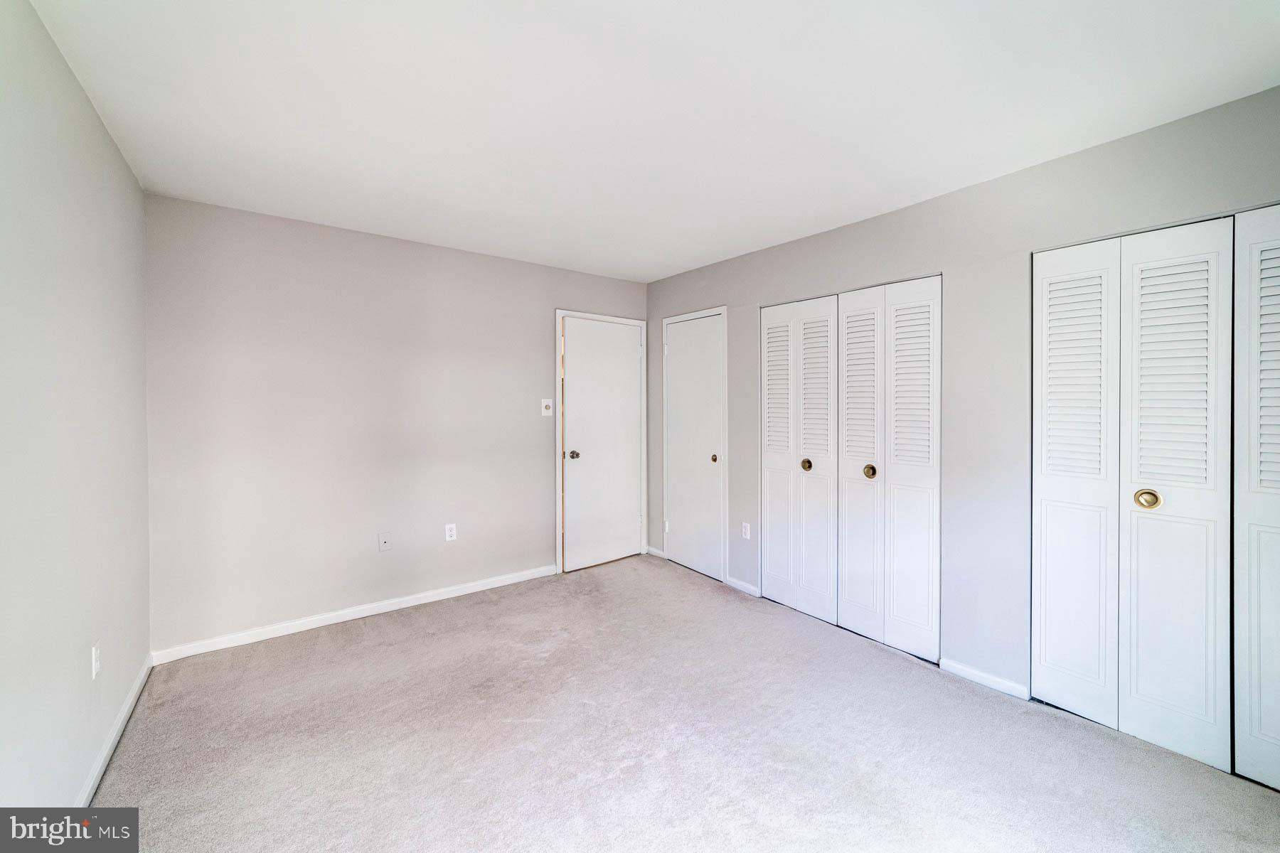 CANTERBURY SQUARE - Residential