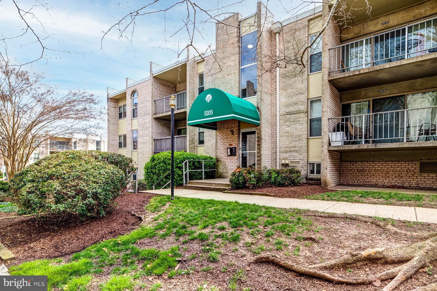 CANTERBURY SQUARE - Residential