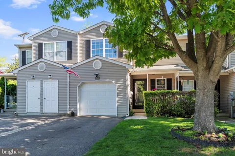 14 Walnut Street Unit 207, Toms River, NJ 08753 - MLS#: NJOC2034140