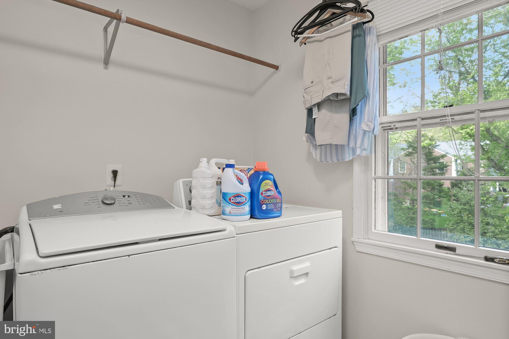 RIVER FALLS - Residential