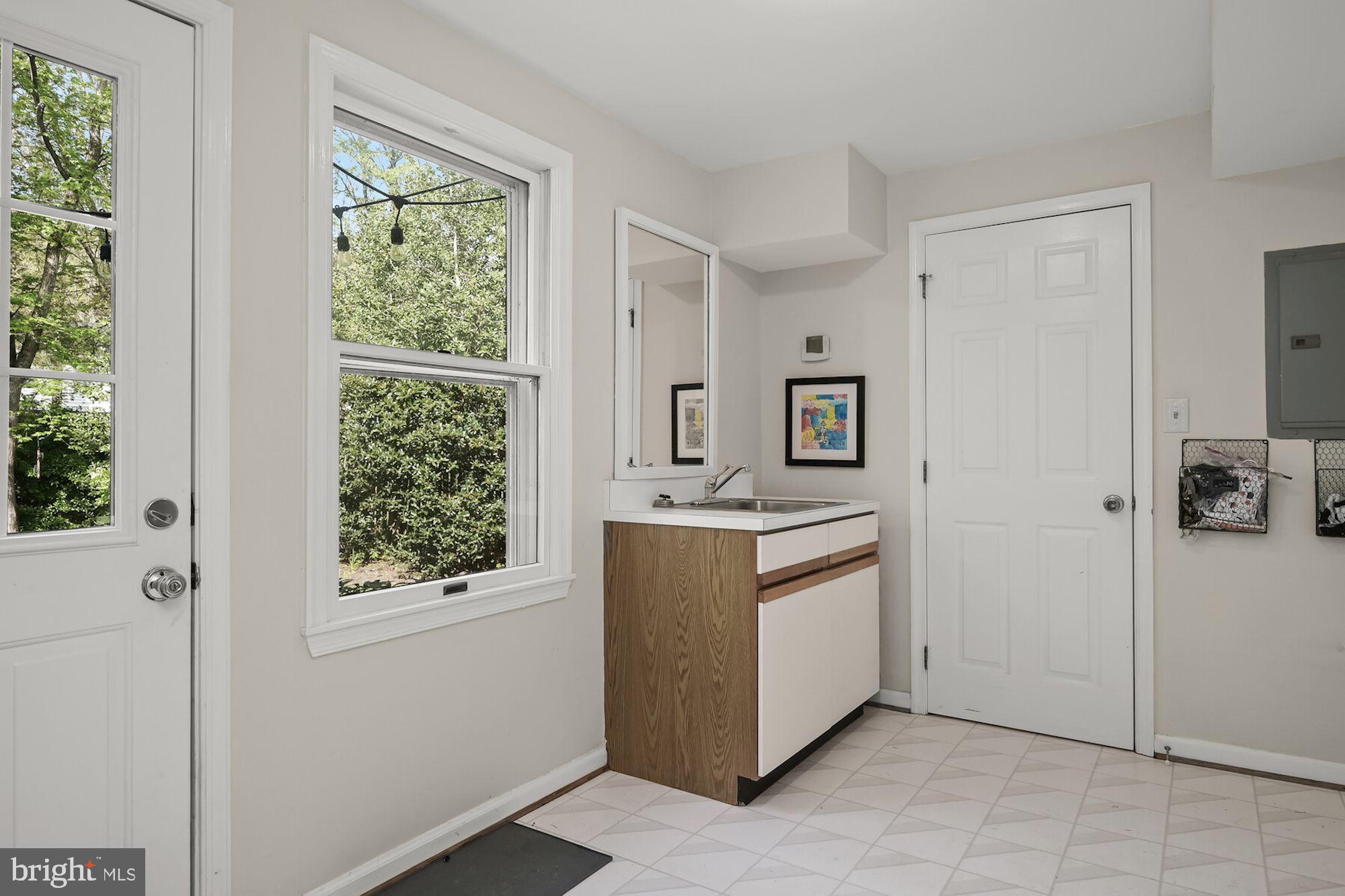 RIVER FALLS - Residential