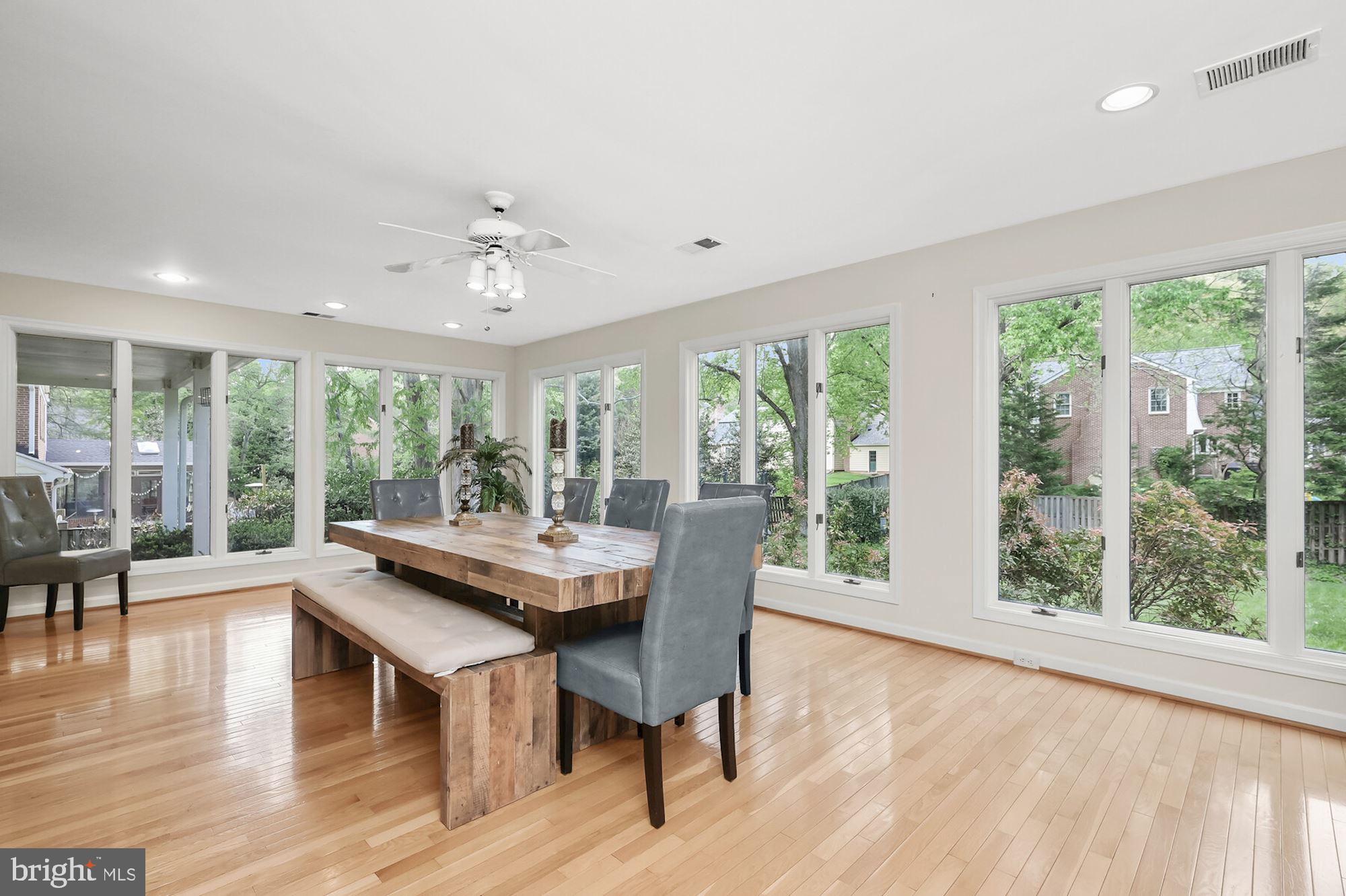 RIVER FALLS - Residential