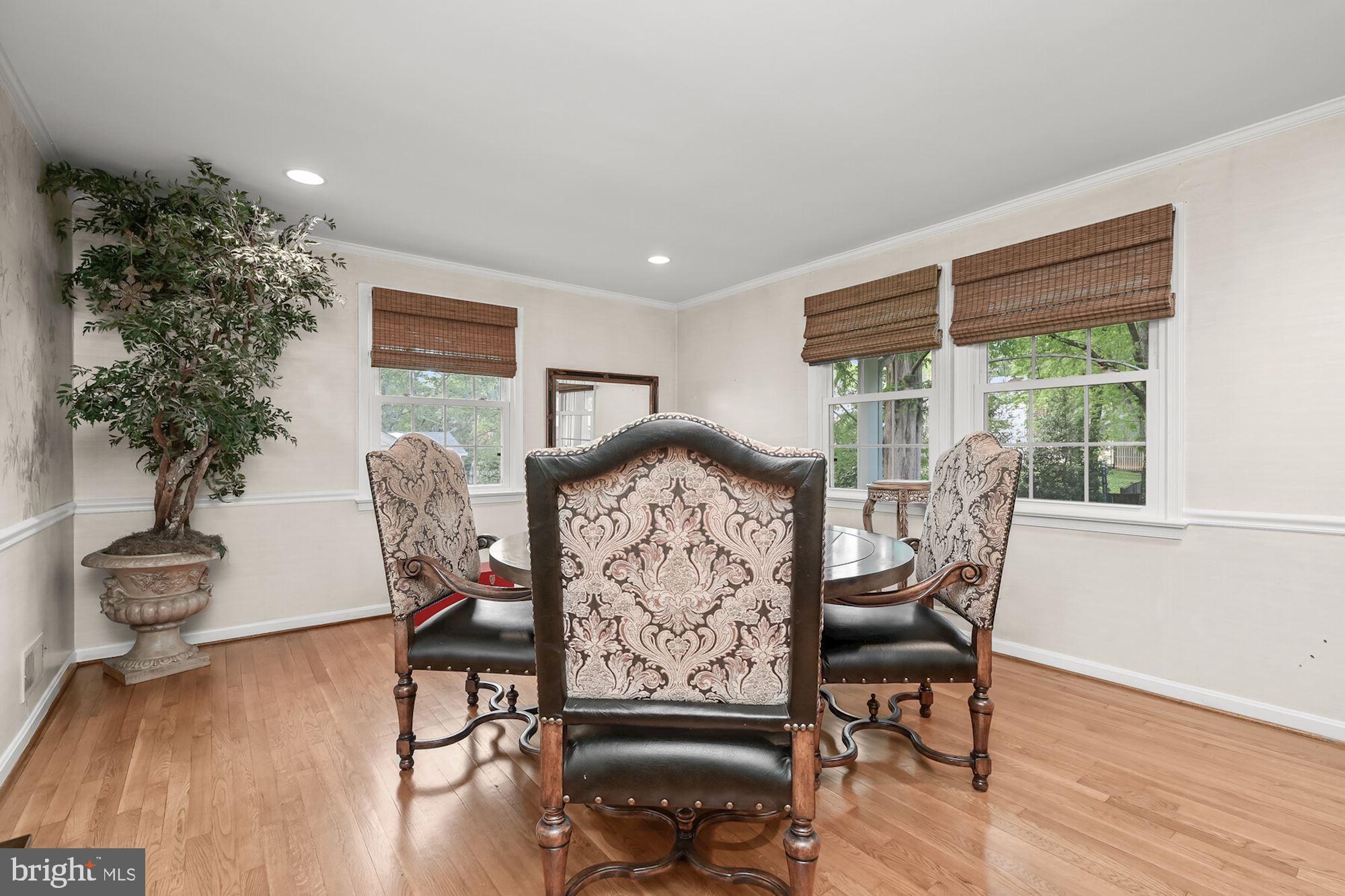 RIVER FALLS - Residential