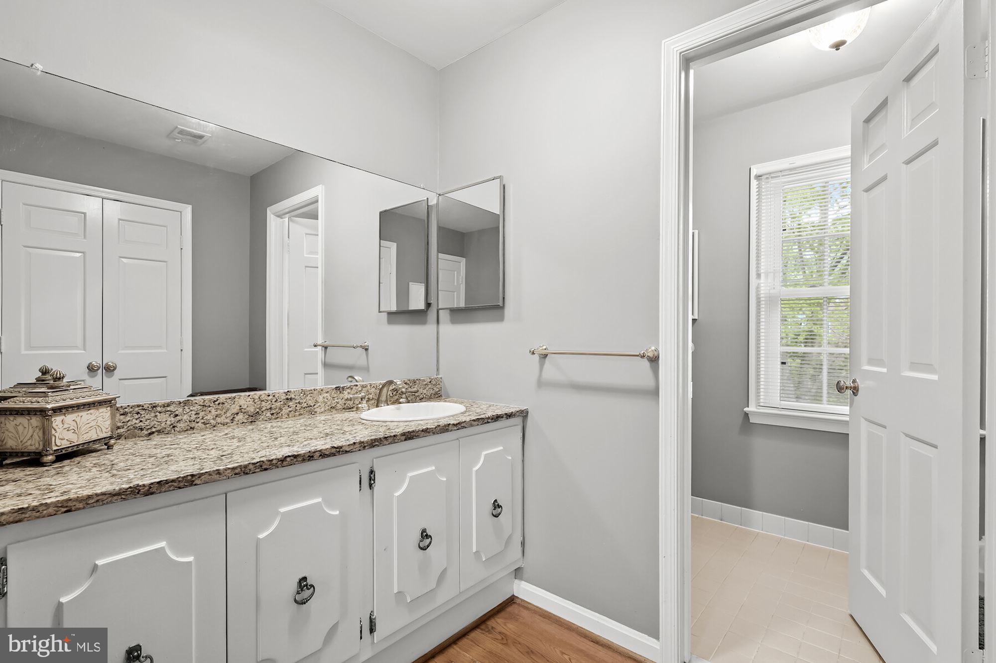 RIVER FALLS - Residential