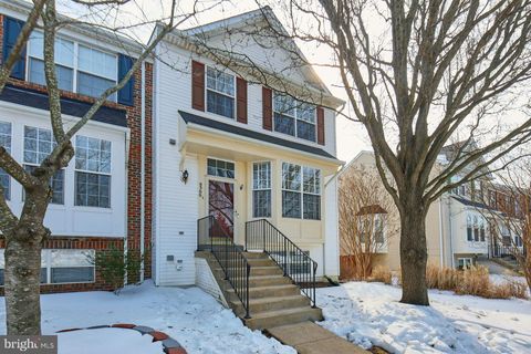 8300 WALLACE LANE MANASSAS VA 20109