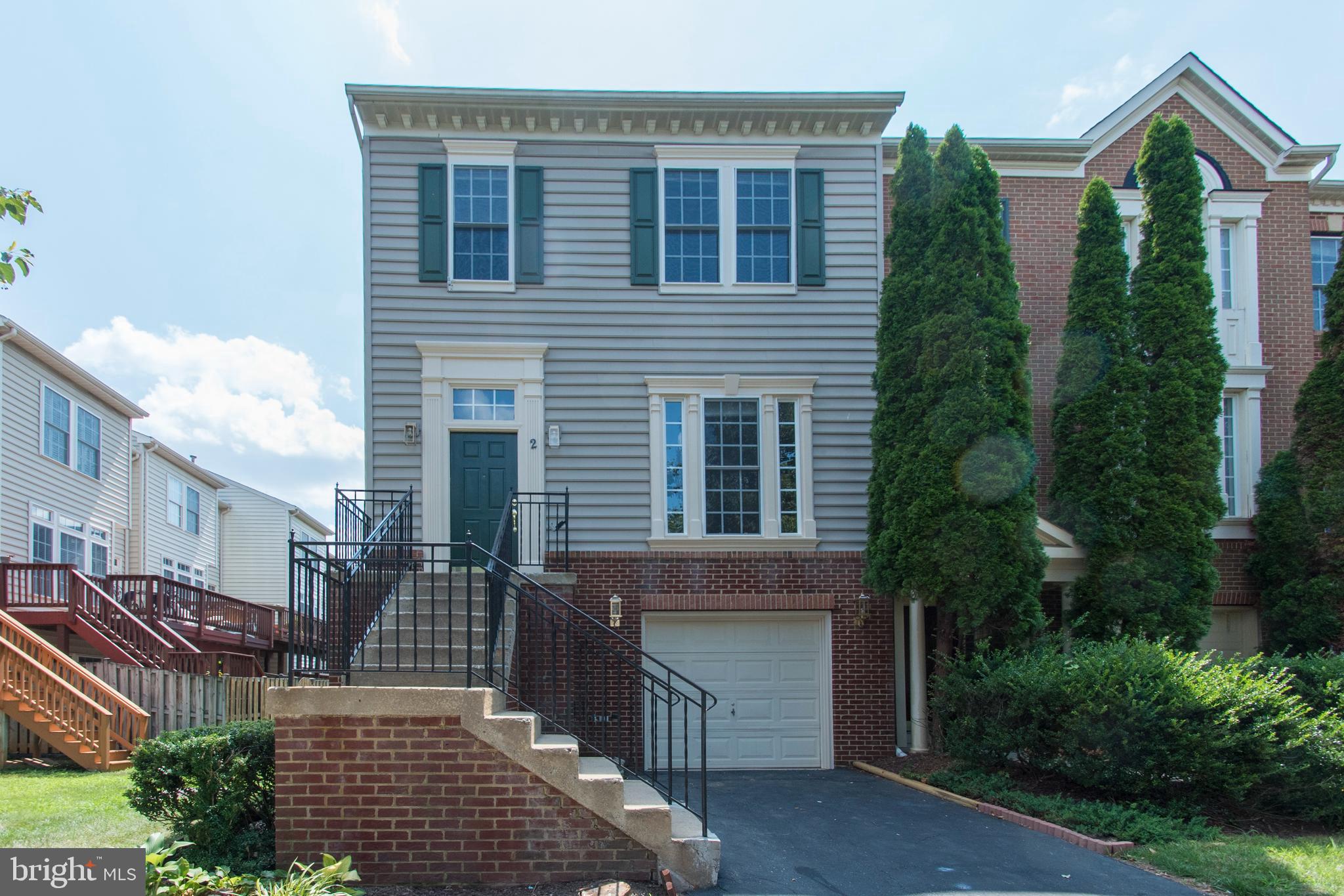 KINGSVIEW VILLAGE - Residential Lease