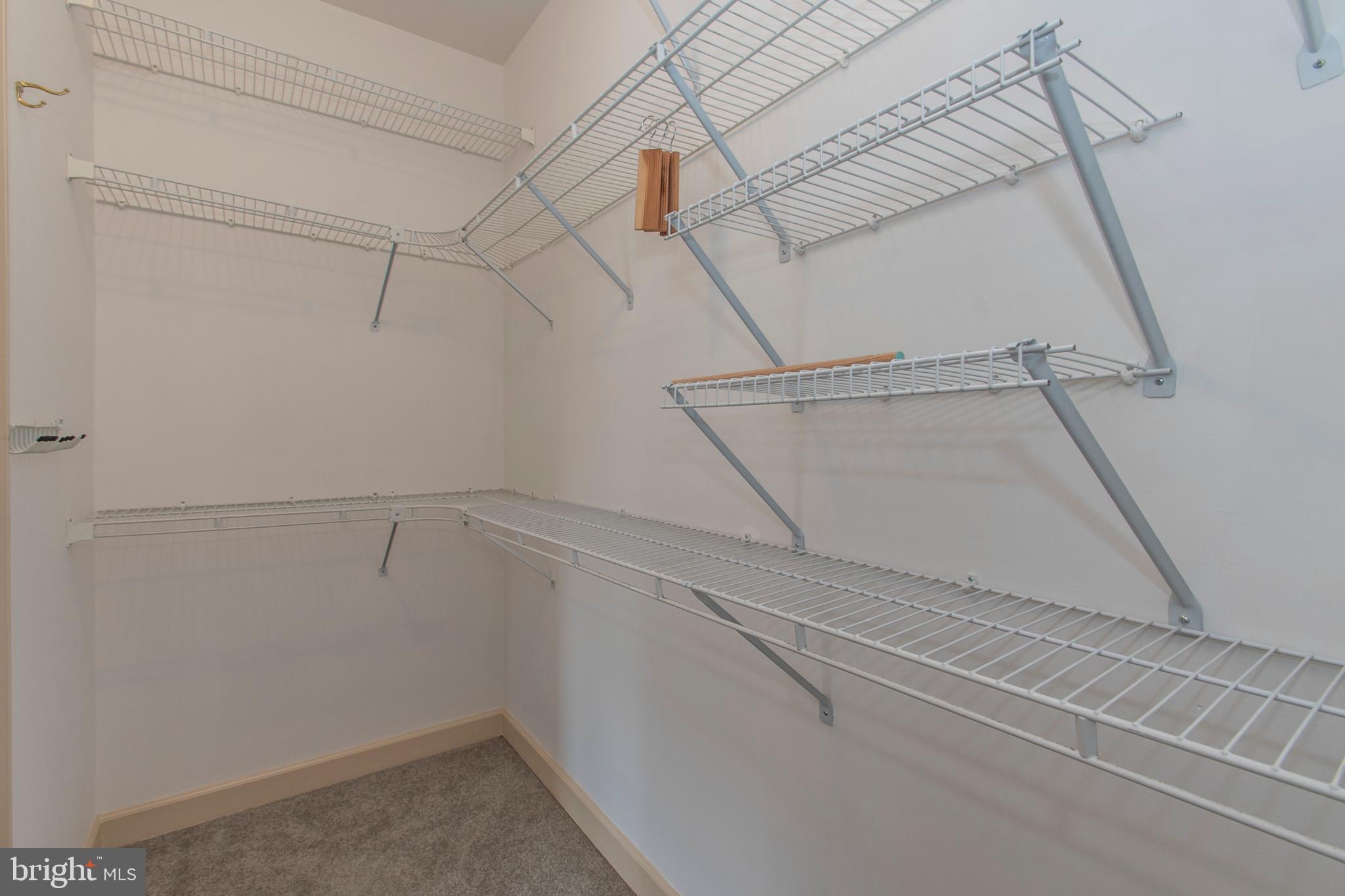 KINGSVIEW VILLAGE - Residential Lease