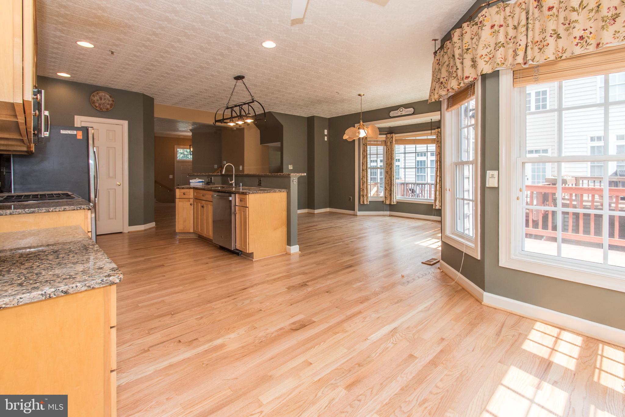 KINGSVIEW VILLAGE - Residential Lease