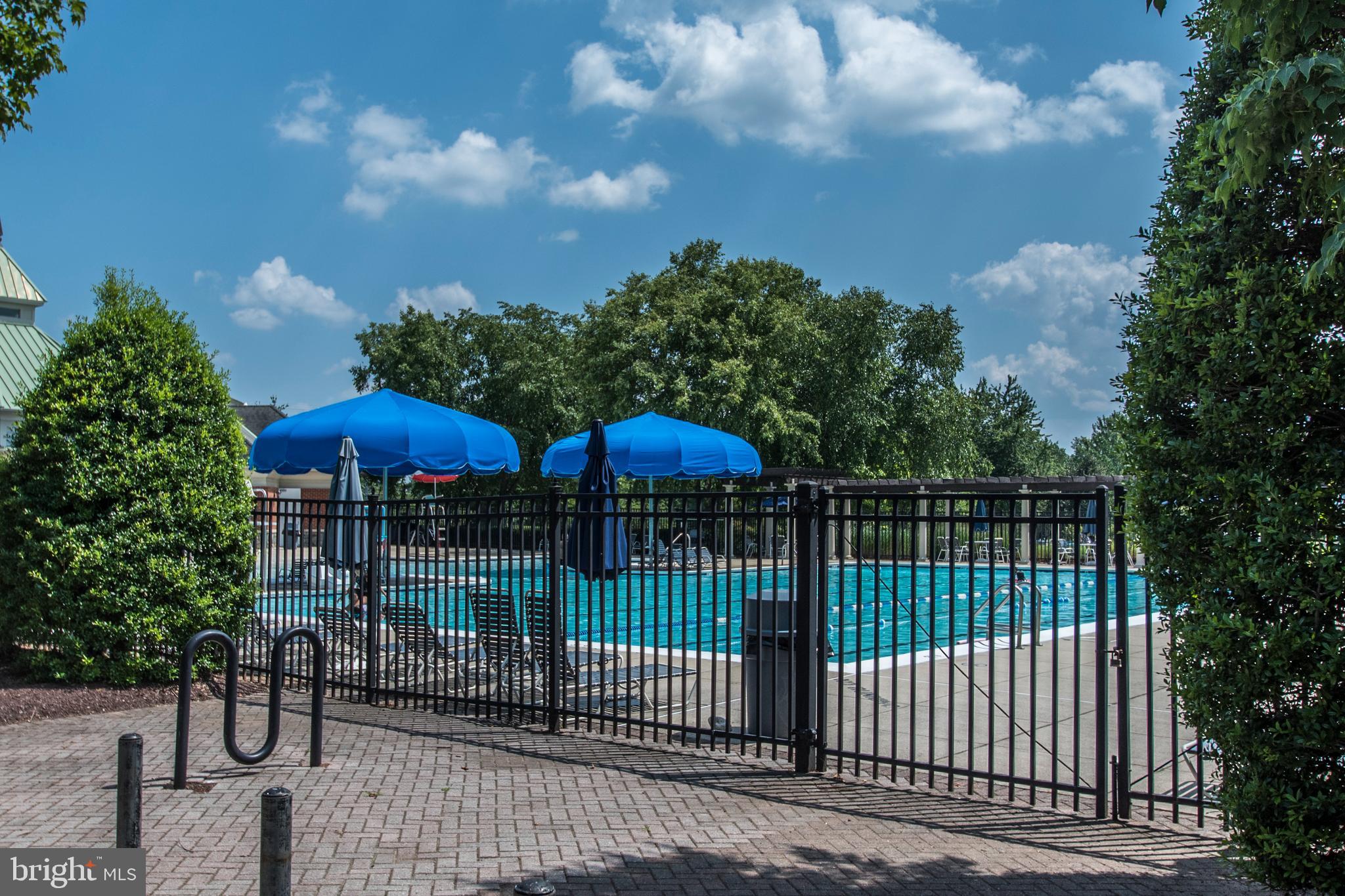 KINGSVIEW VILLAGE - Residential Lease