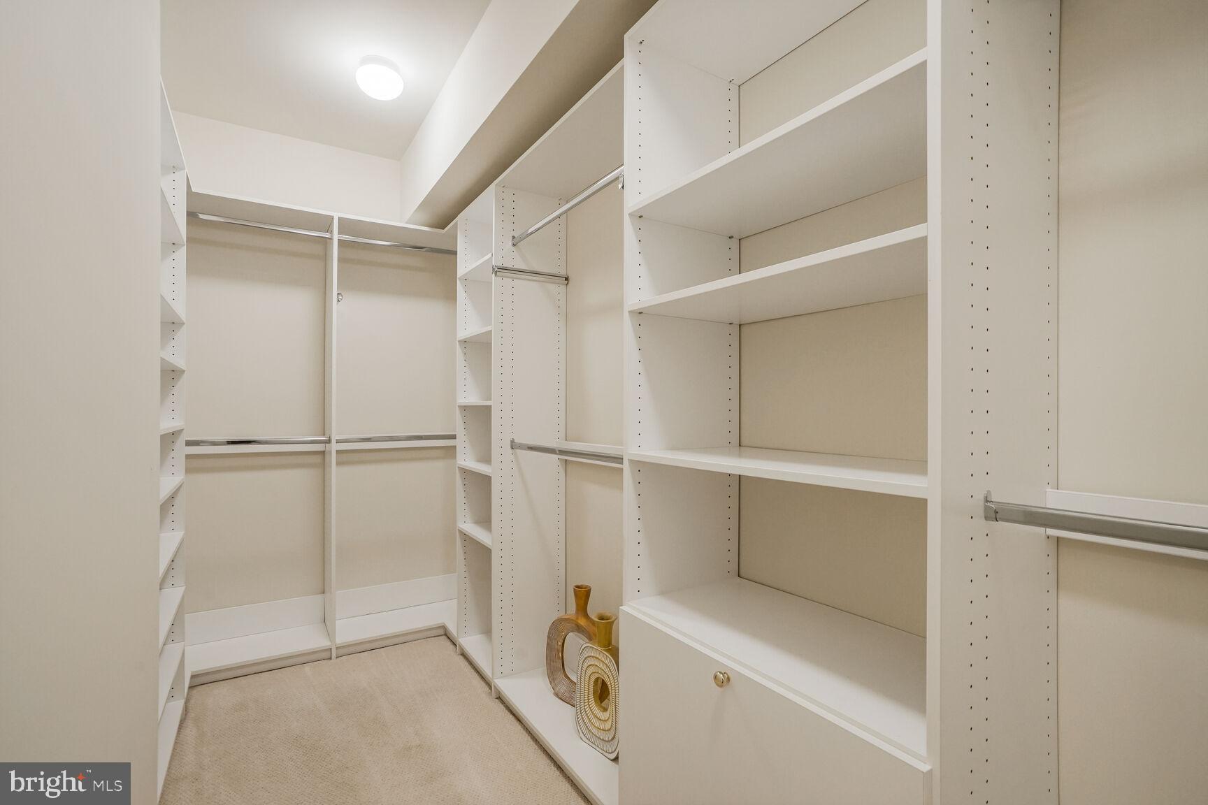 REGENCY AT DOMINION VALLEY - Residential