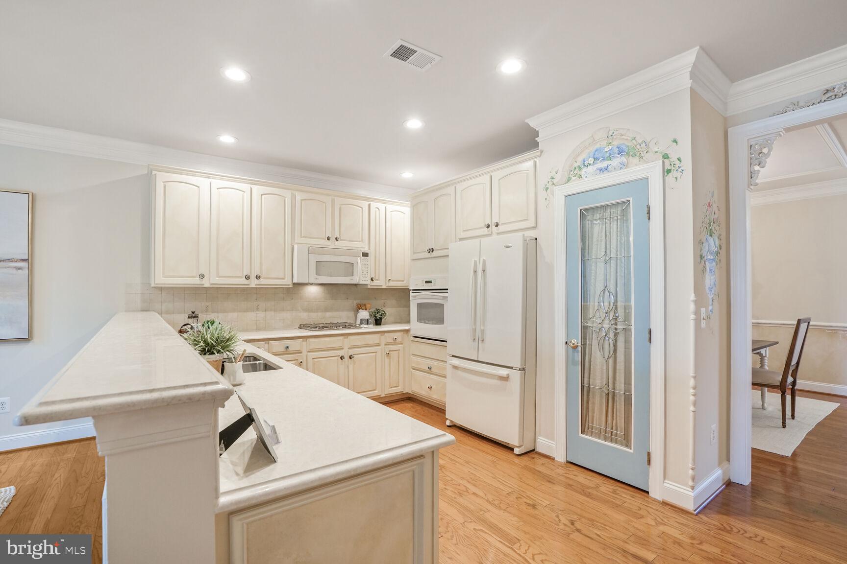 REGENCY AT DOMINION VALLEY - Residential