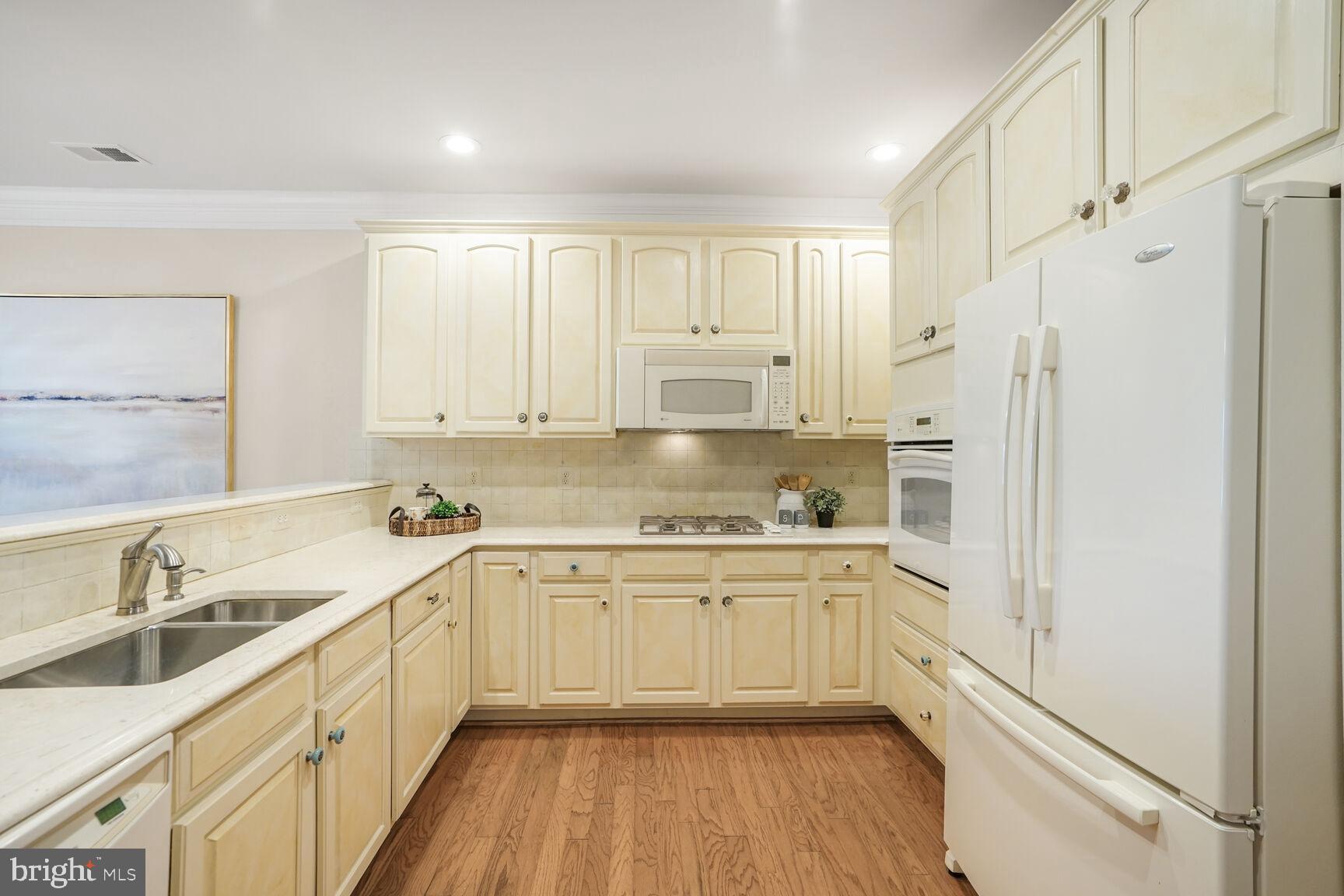 REGENCY AT DOMINION VALLEY - Residential