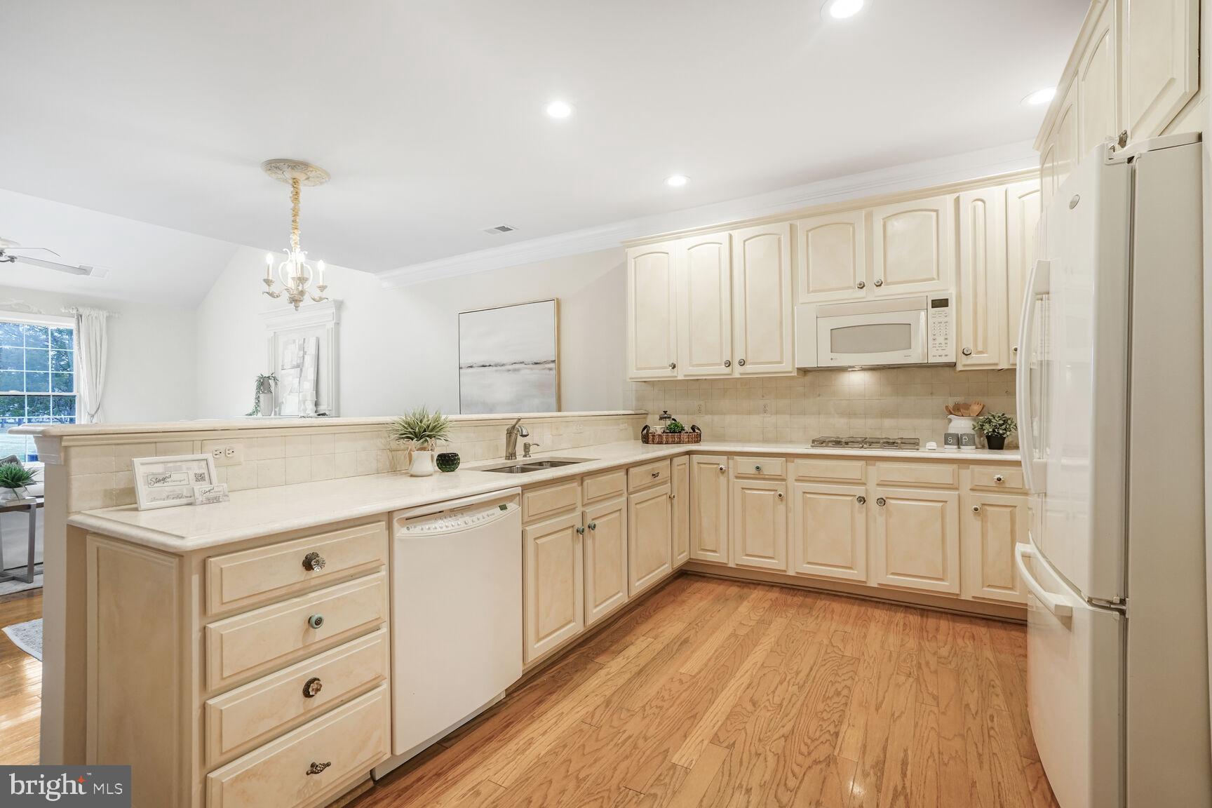 REGENCY AT DOMINION VALLEY - Residential