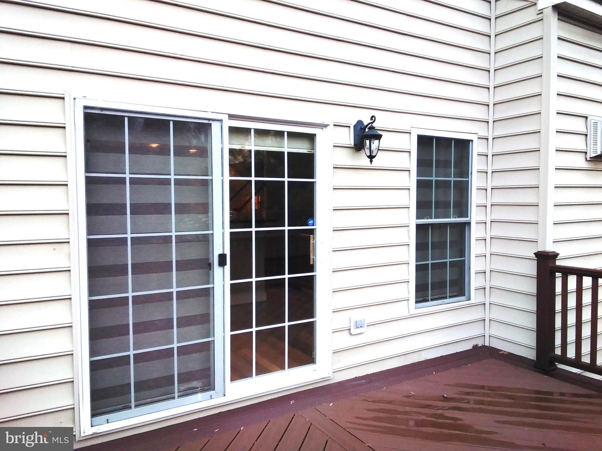 FAIRFAX PARK - Residential Lease