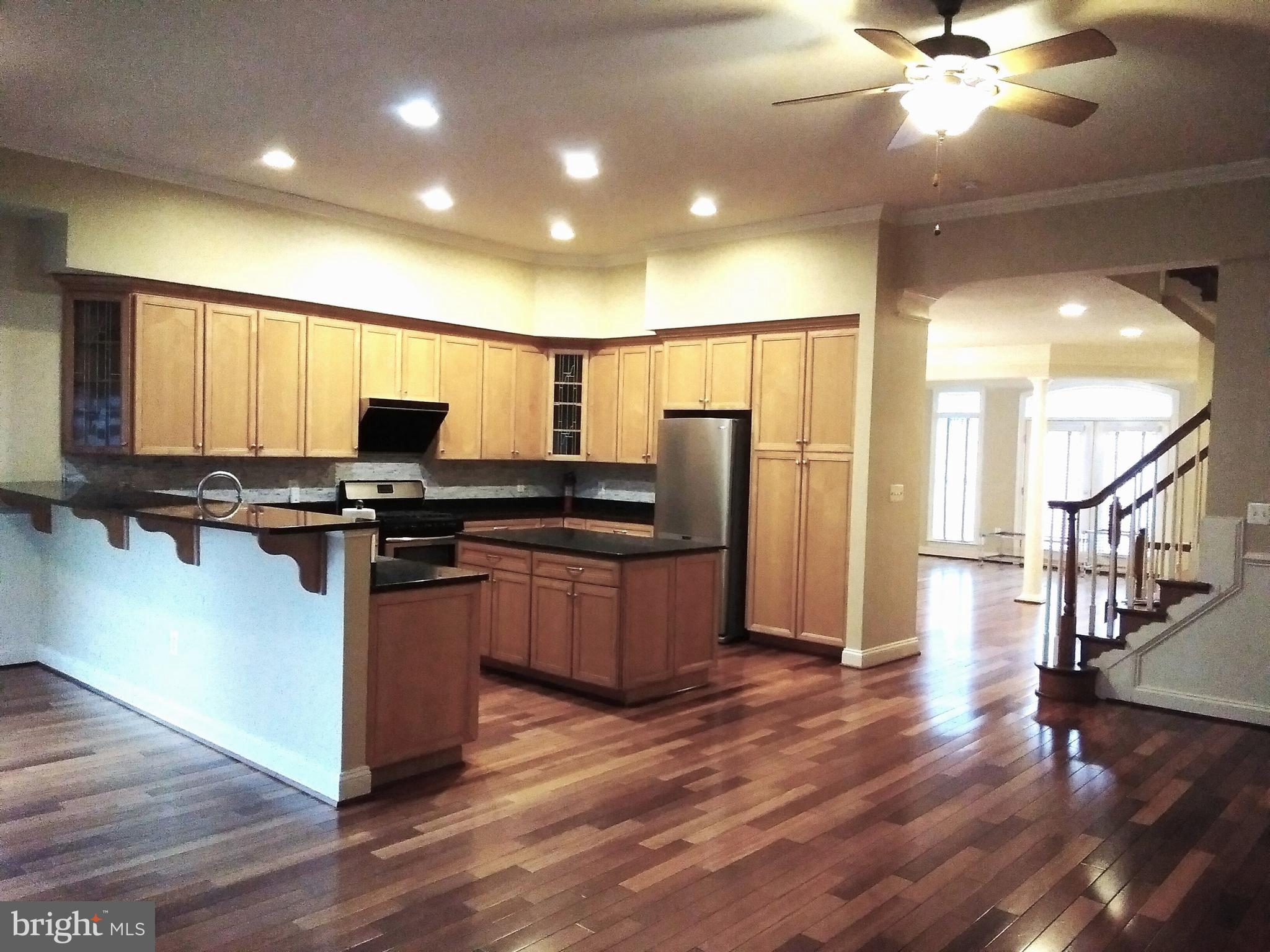 FAIRFAX PARK - Residential Lease