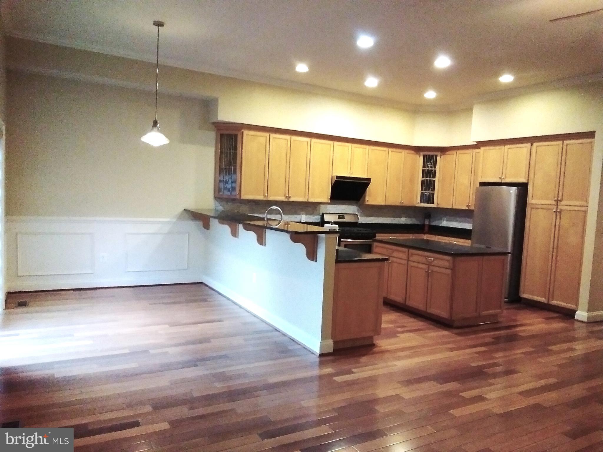 FAIRFAX PARK - Residential Lease