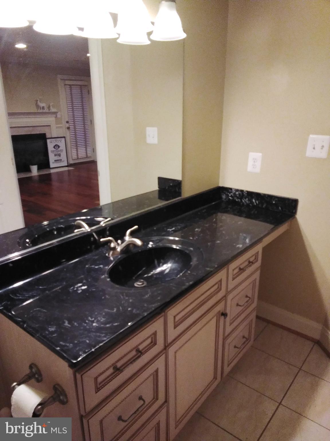 FAIRFAX PARK - Residential Lease