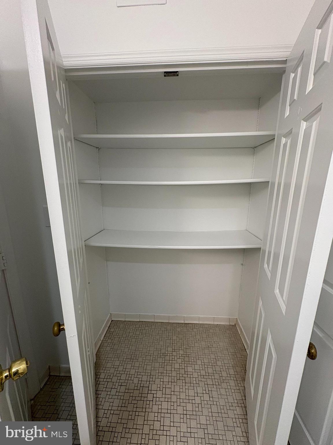 ARCH HALL - Residential Lease